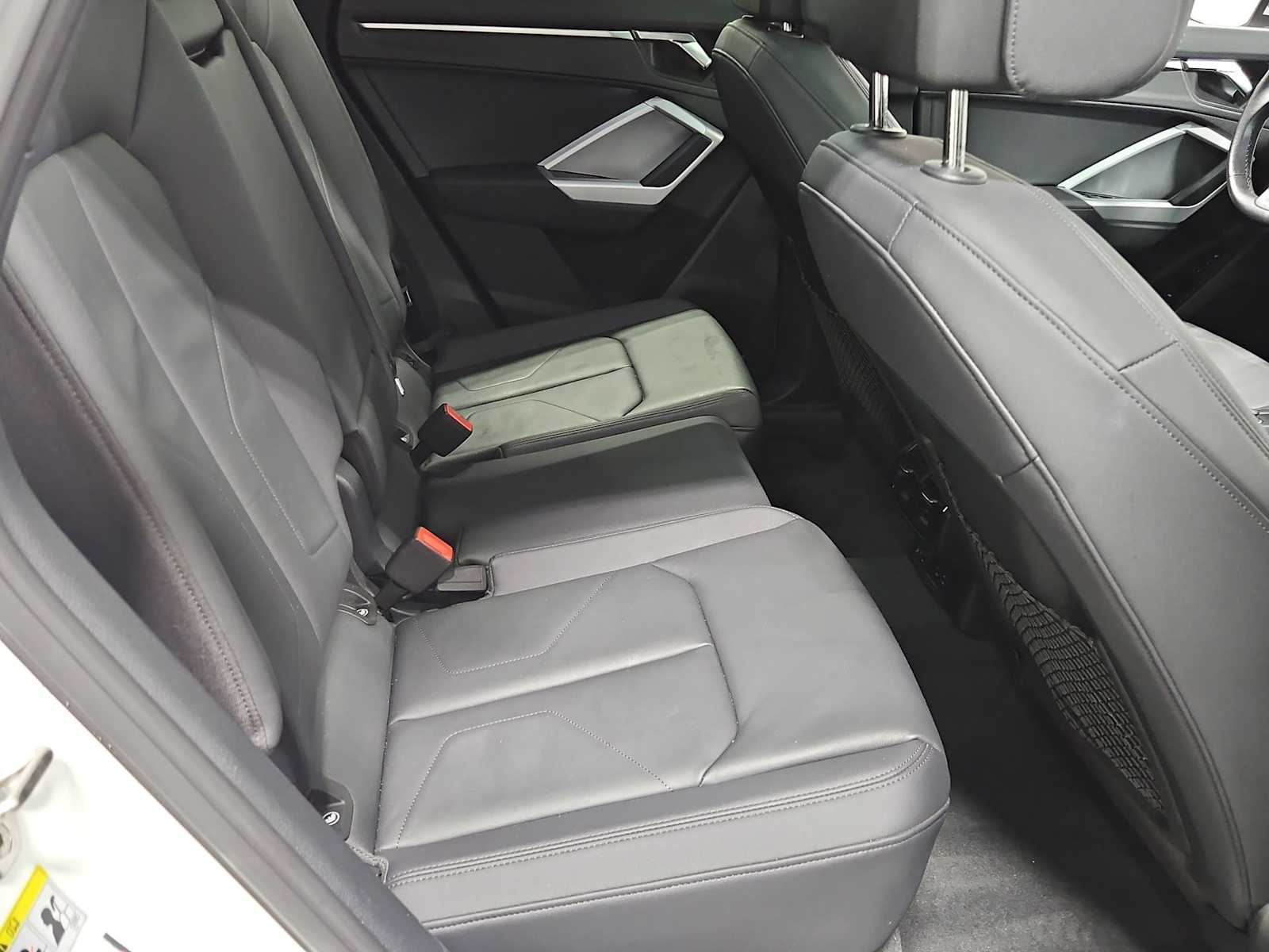 Thumbnail: 2022 Audi Q3 - 34