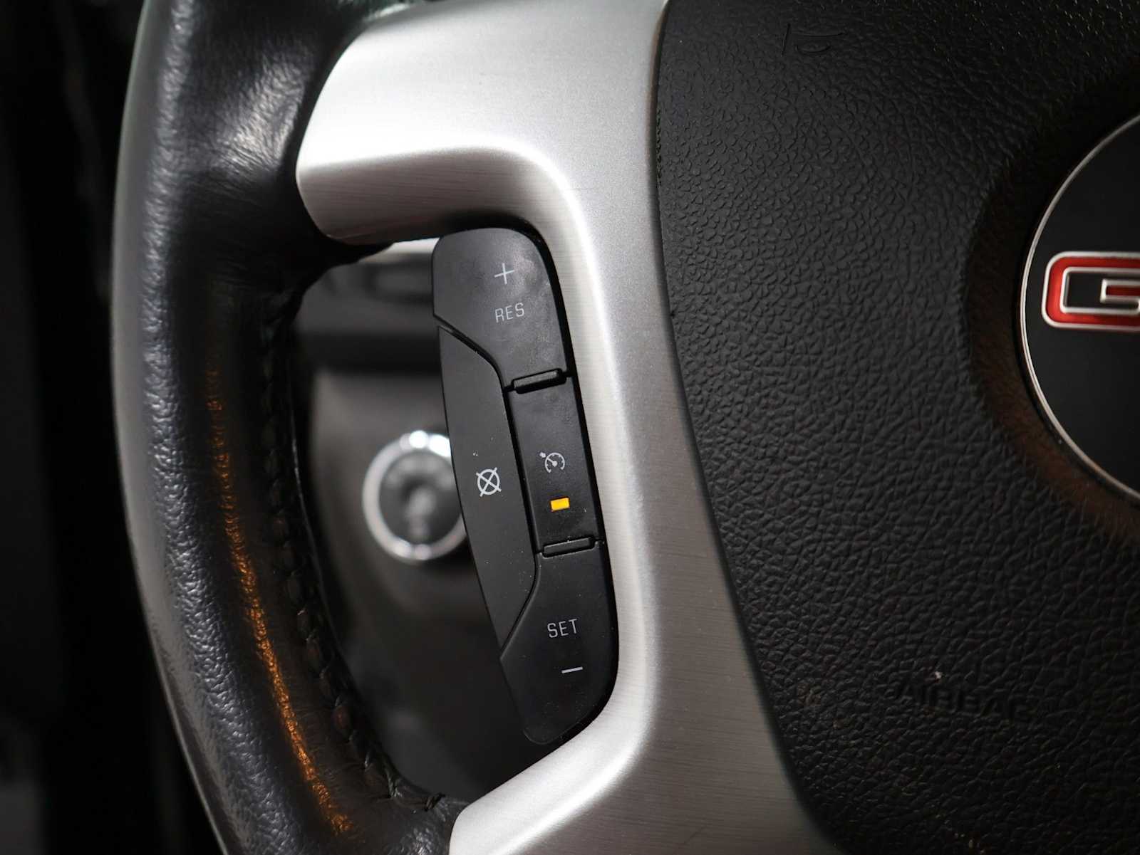 Thumbnail: 2012 GMC Acadia - 23