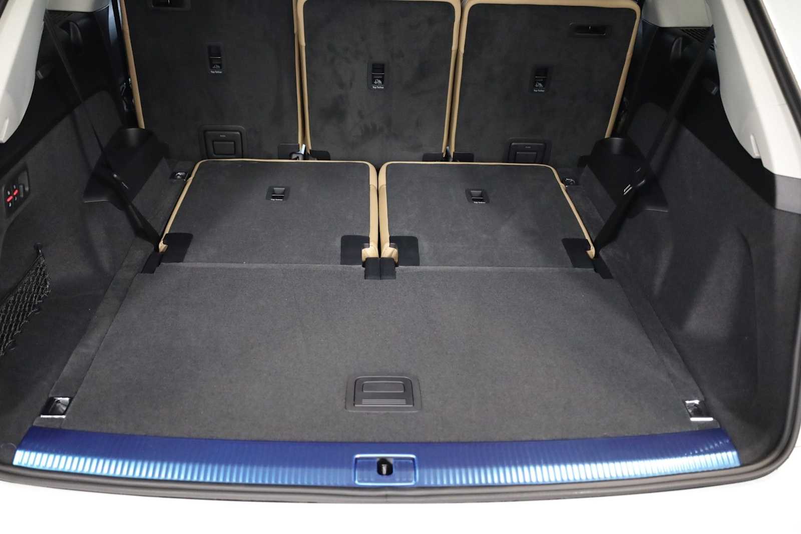 Thumbnail: 2026 Audi Q7 - 39