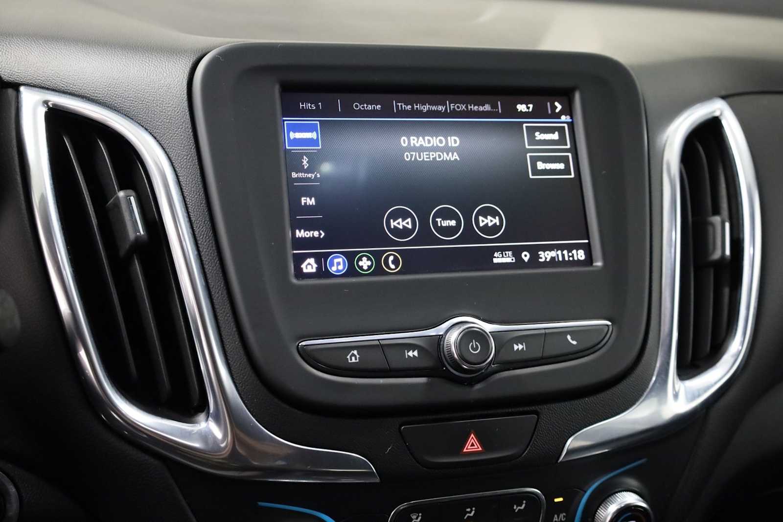 Thumbnail: 2021 Chevrolet Equinox - 28