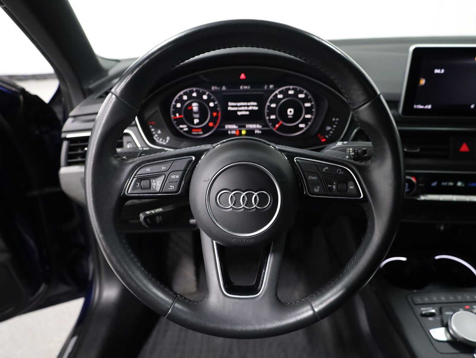 Thumbnail: 2019 Audi A4 - 23
