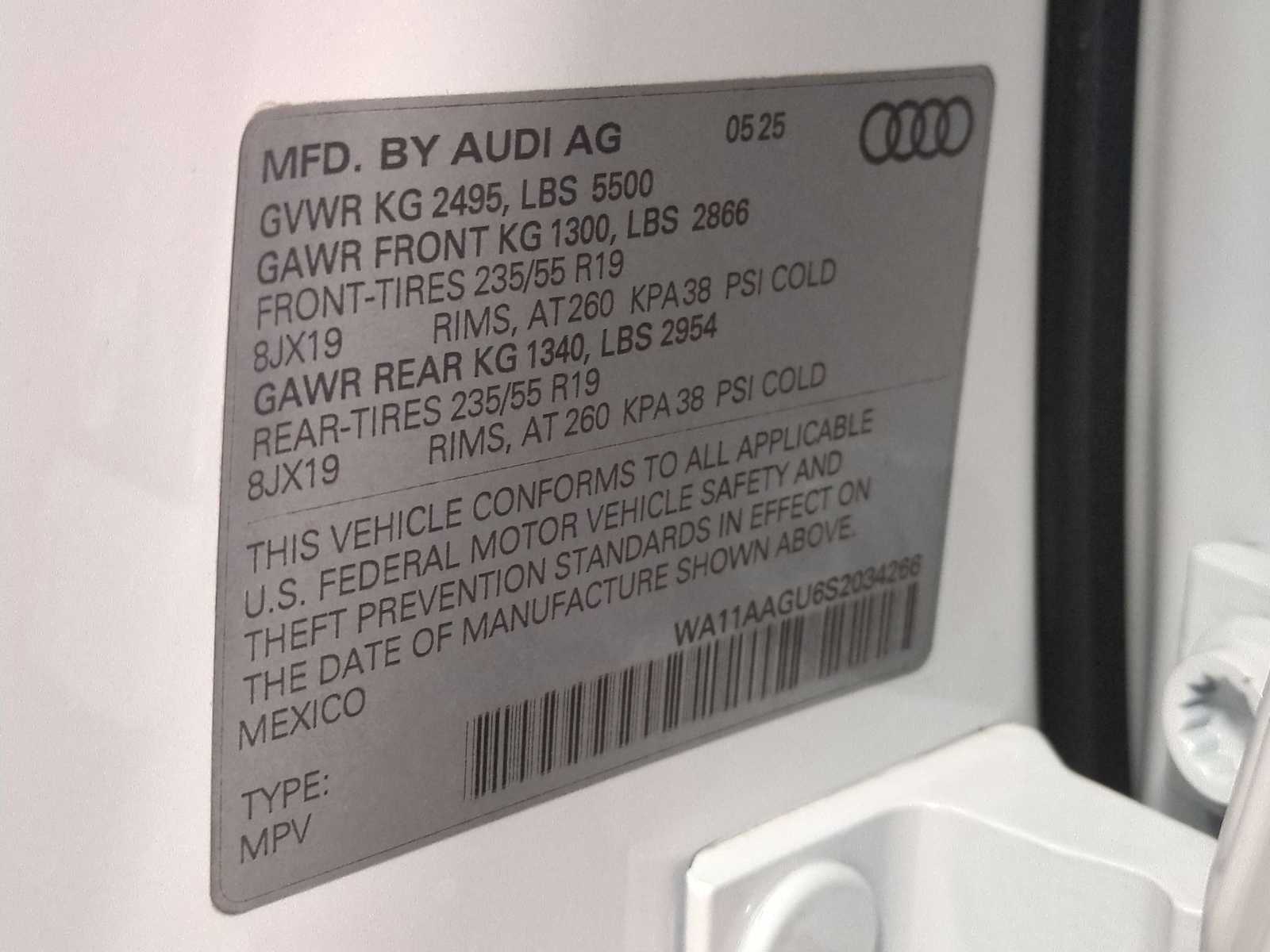 Thumbnail: 2025 Audi Q5 - 31