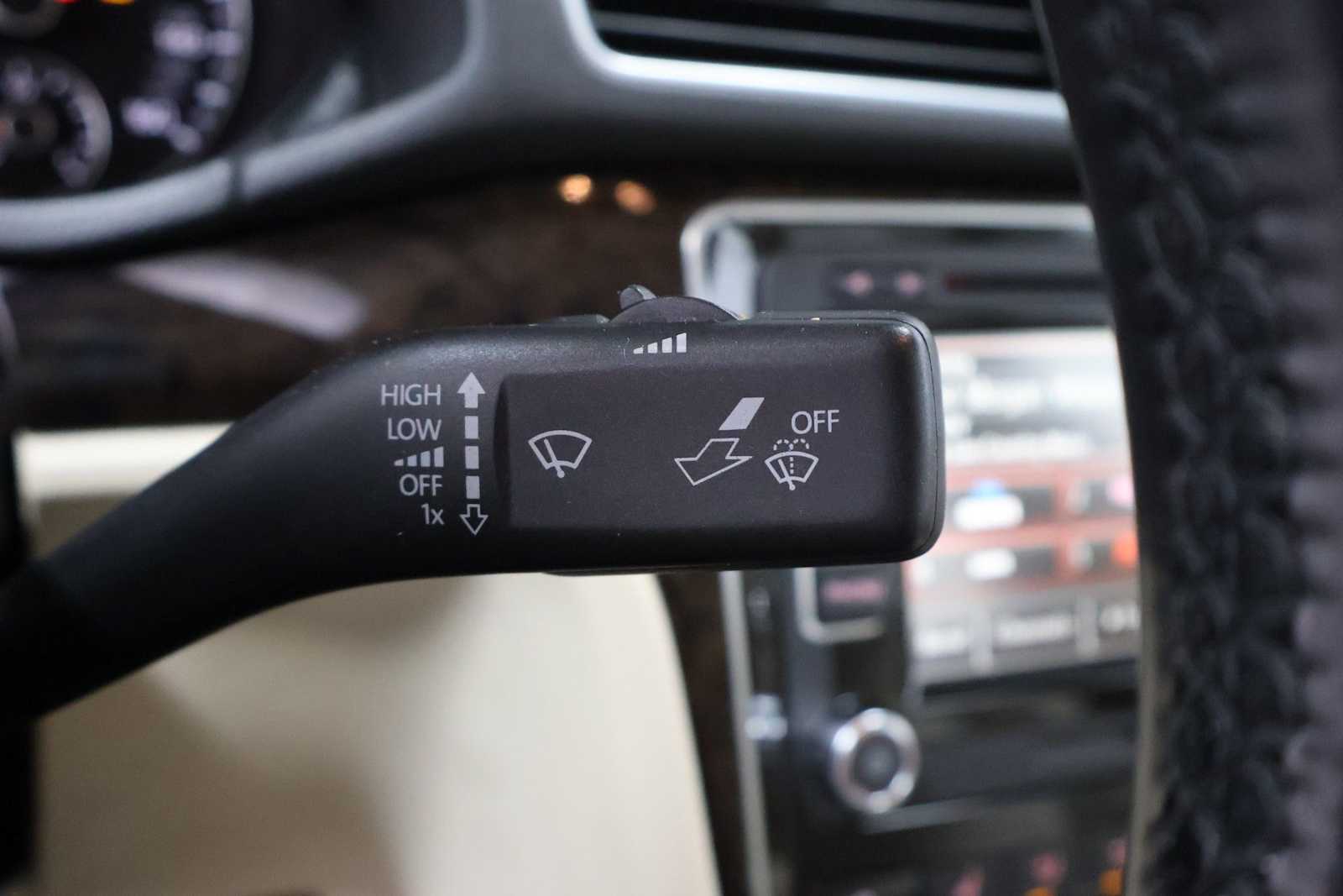 Thumbnail: 2015 Volkswagen Passat - 27