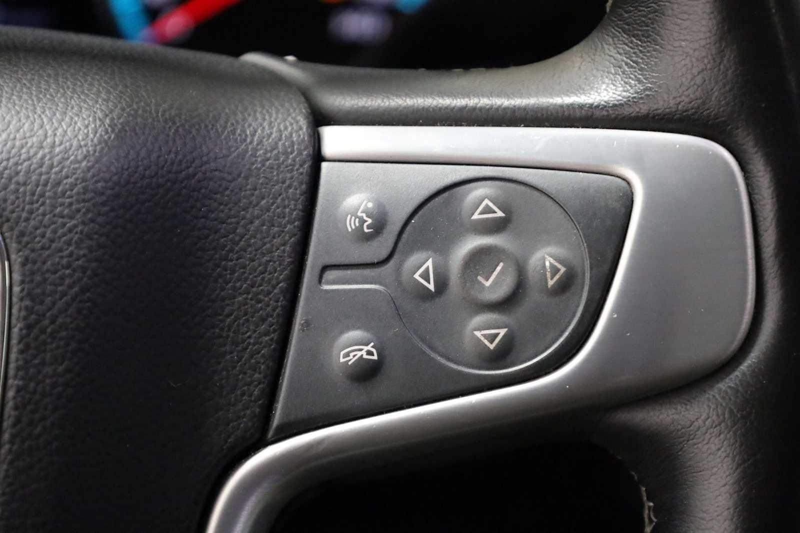 Thumbnail: 2017 GMC Yukon - 26