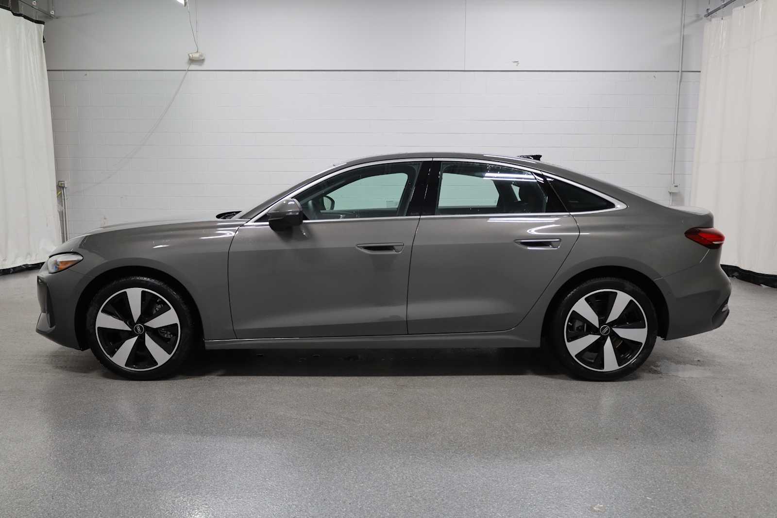 Thumbnail: 2025 Audi A5 - 10