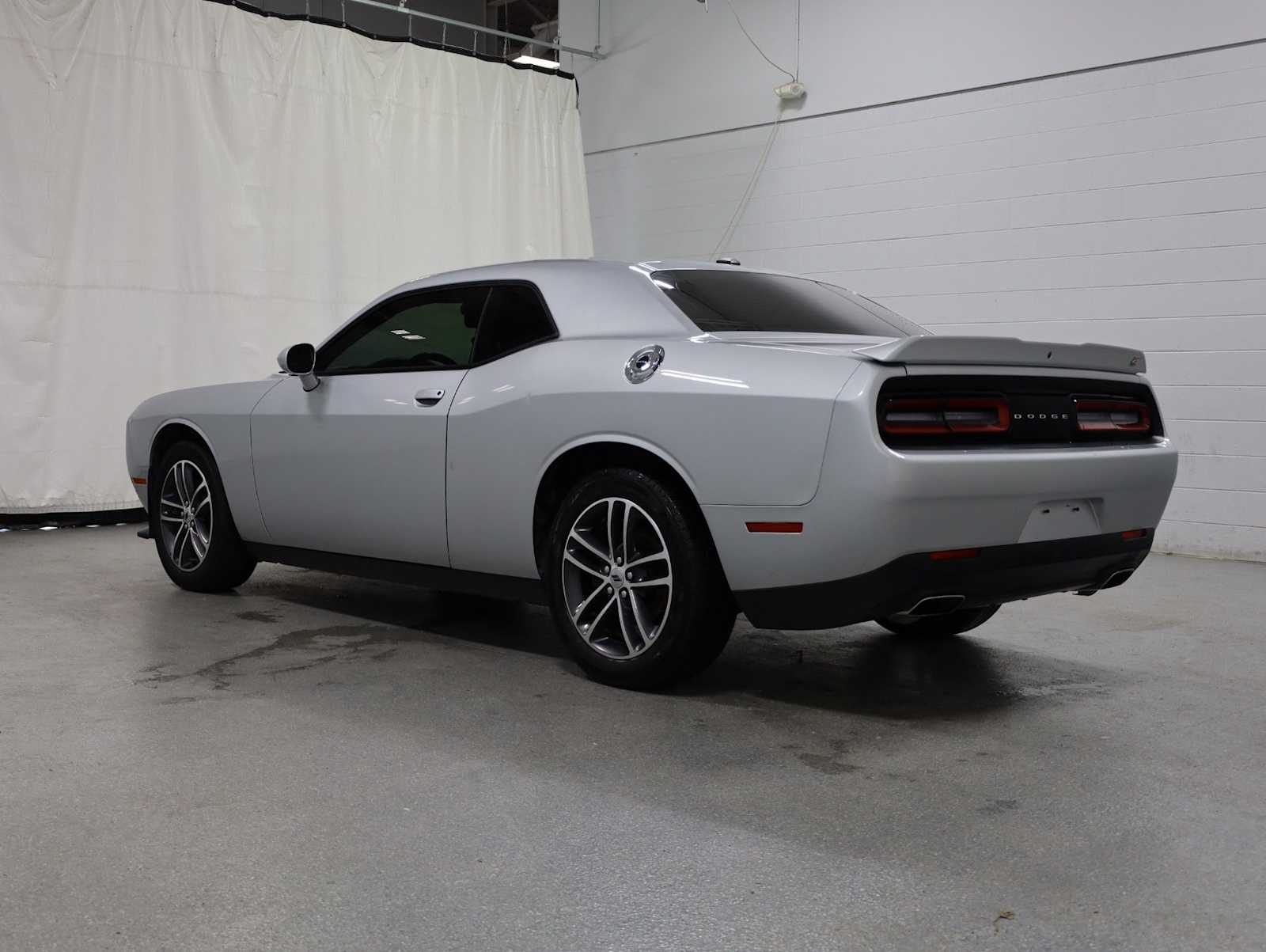 Thumbnail: 2019 Dodge Challenger - 3
