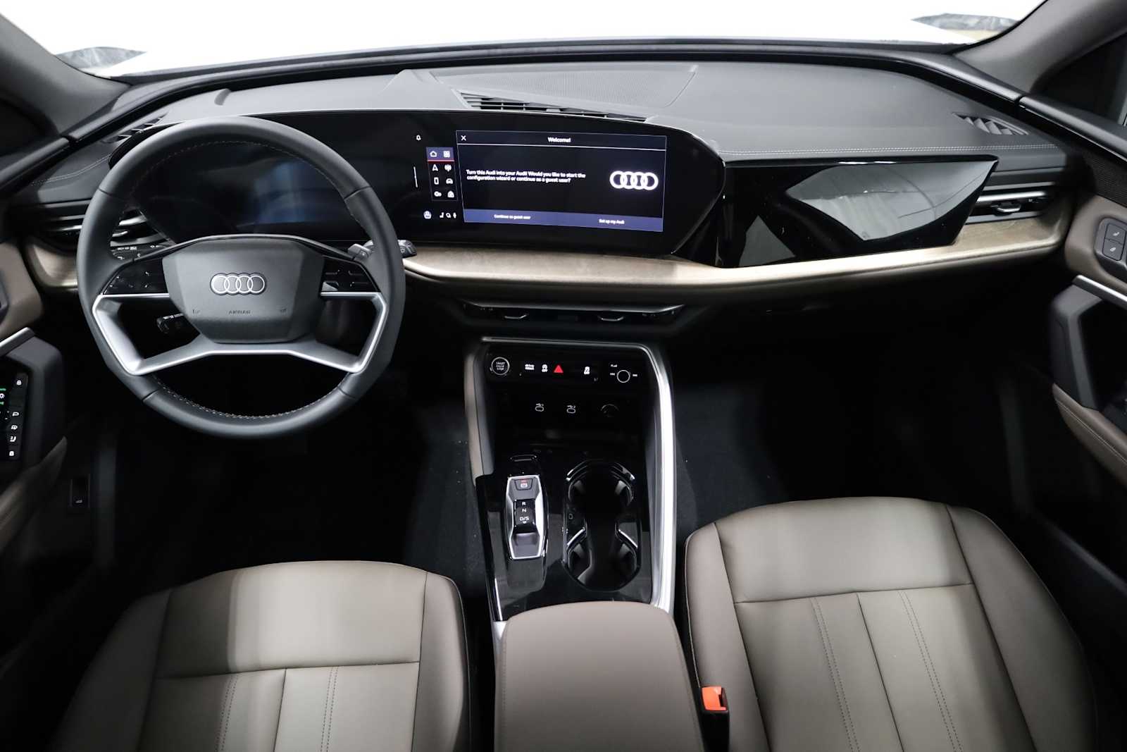 Thumbnail: 2025 Audi Q5 - 21