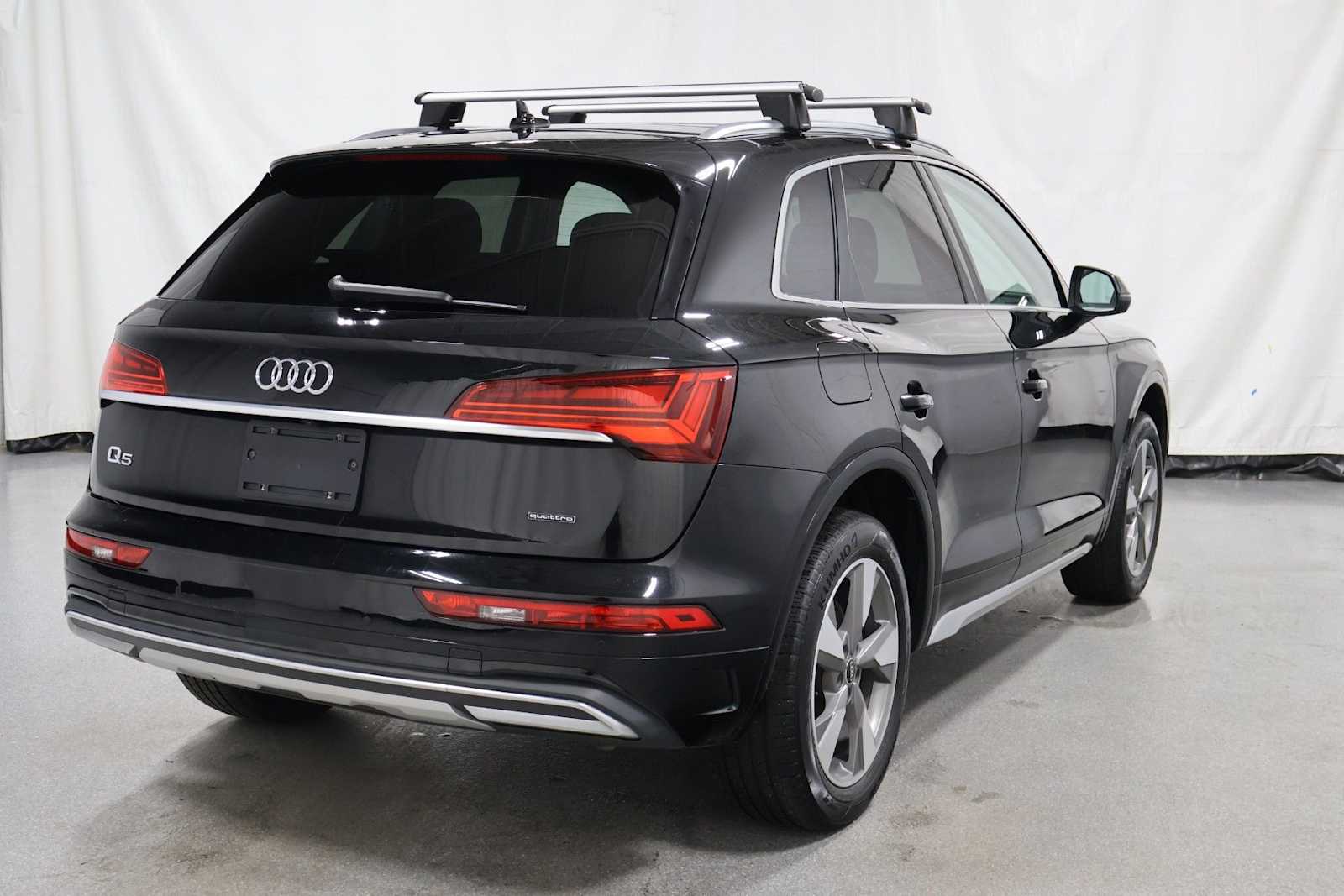 Thumbnail: 2023 Audi Q5 - 9
