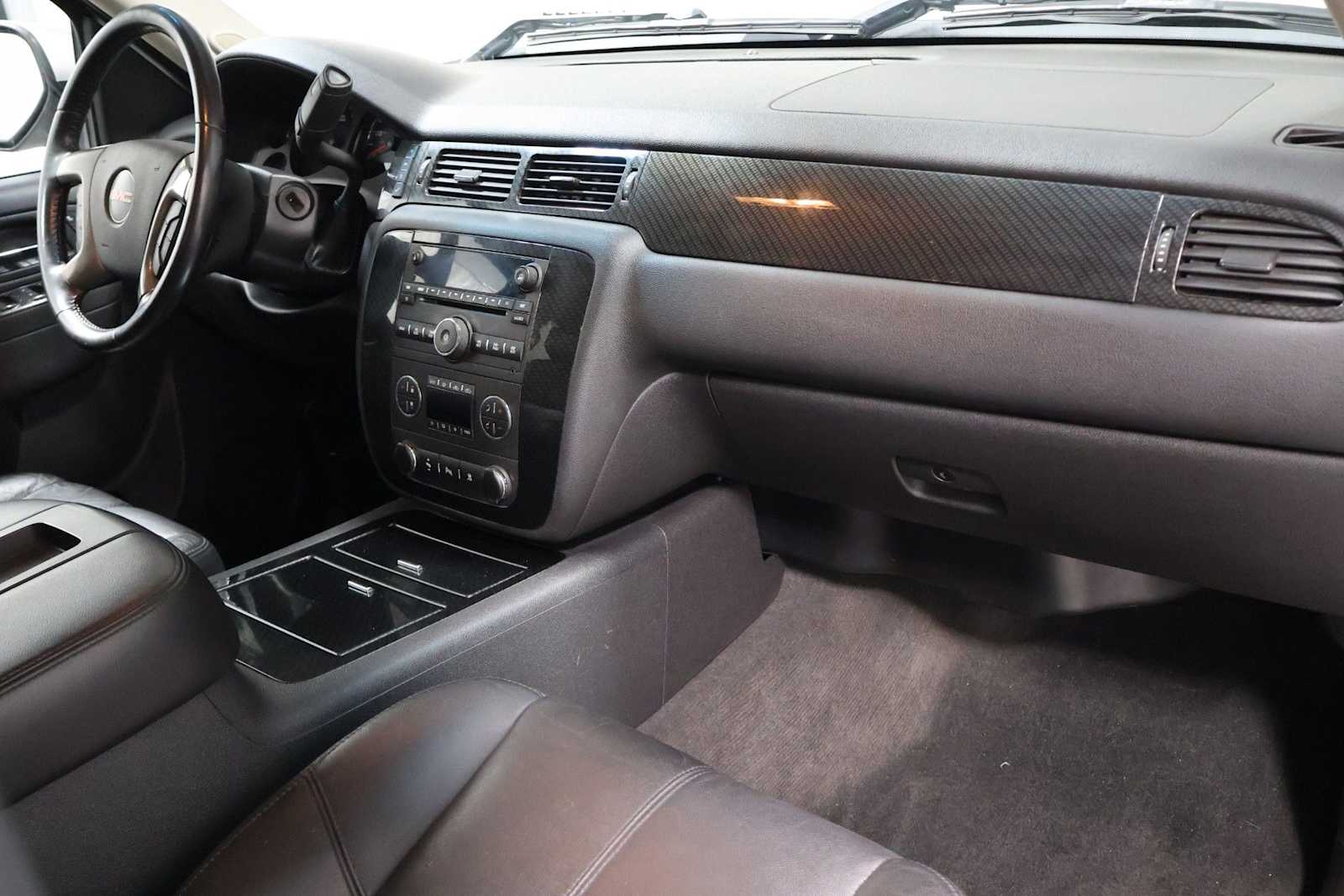 Thumbnail: 2010 GMC Sierra 1500 - 6