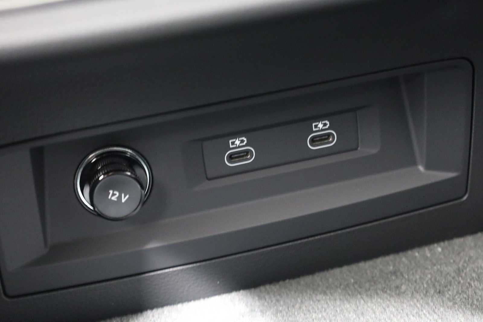 Thumbnail: 2026 Audi Q7 - 33