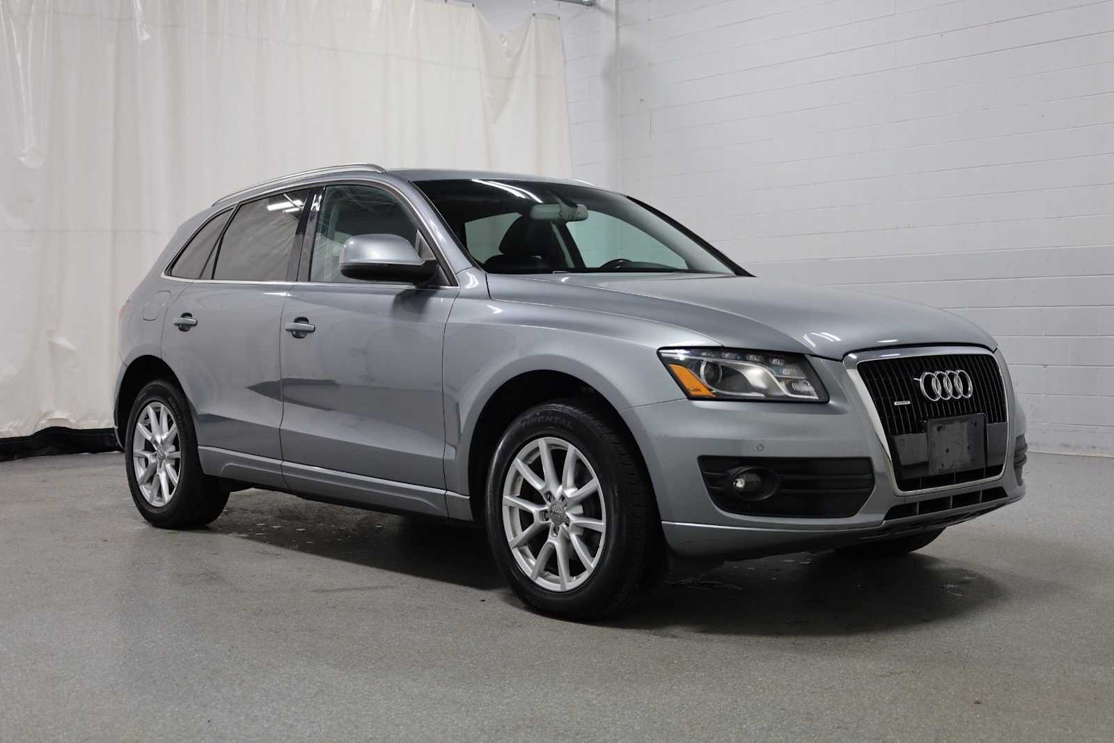 Thumbnail: 2010 Audi Q5 - 13