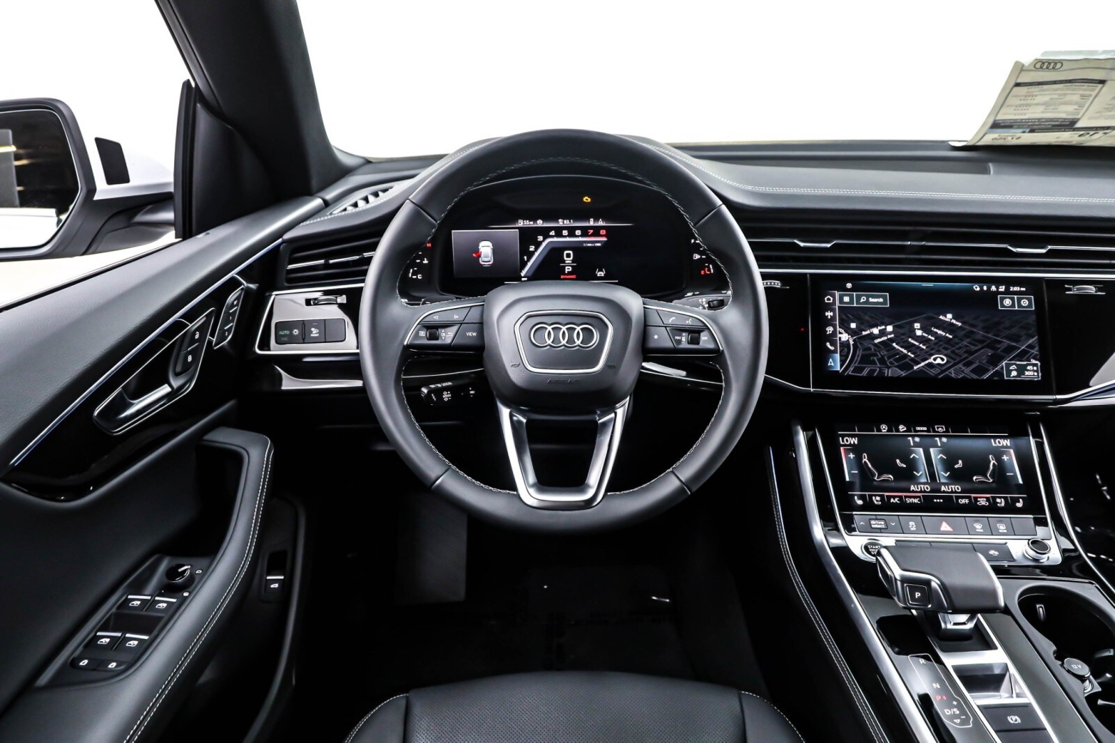 2025 Audi Q8 Premium Plus photo 4