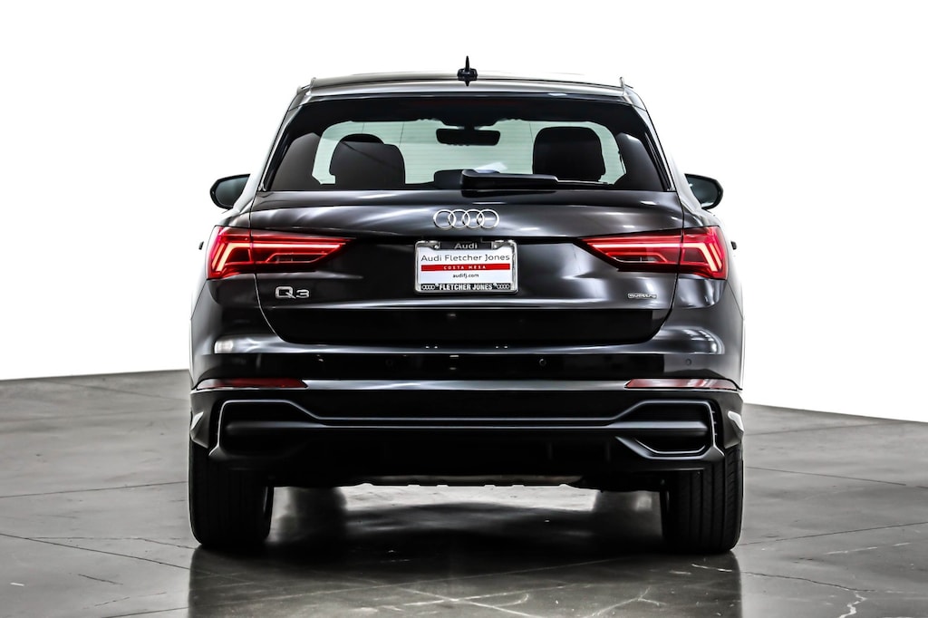 Used 2024 Audi Q3 S Line Premium Plus 45 Tfsi Quattro SUV