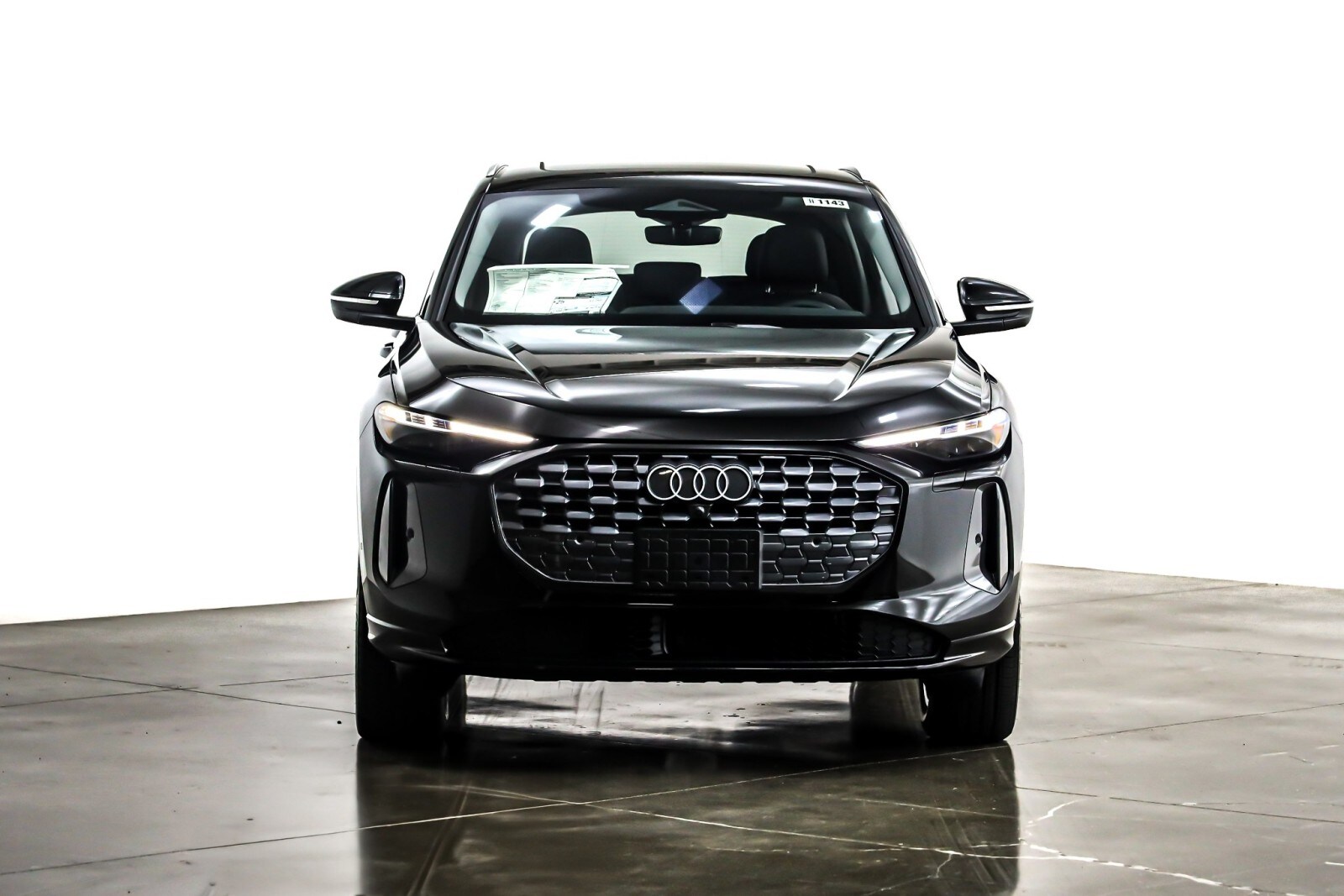 2025 Audi Q5 Premium Plus photo 2
