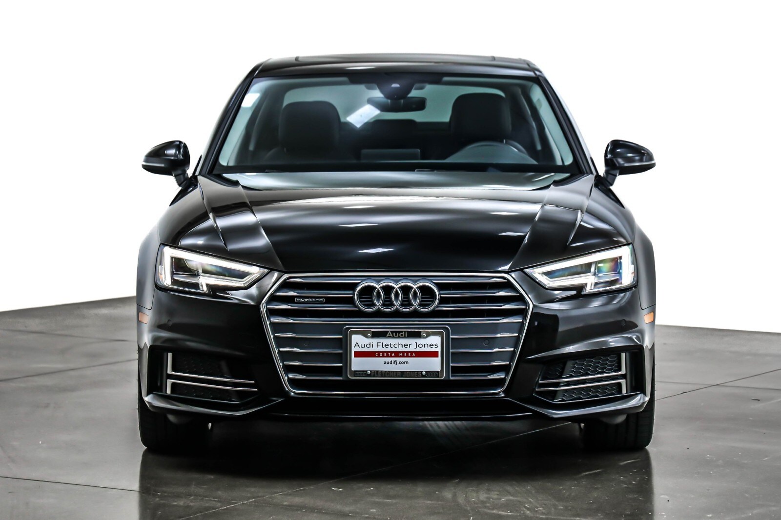 2018 Audi A4 TFSI Premium Plus S line Quattro photo 2