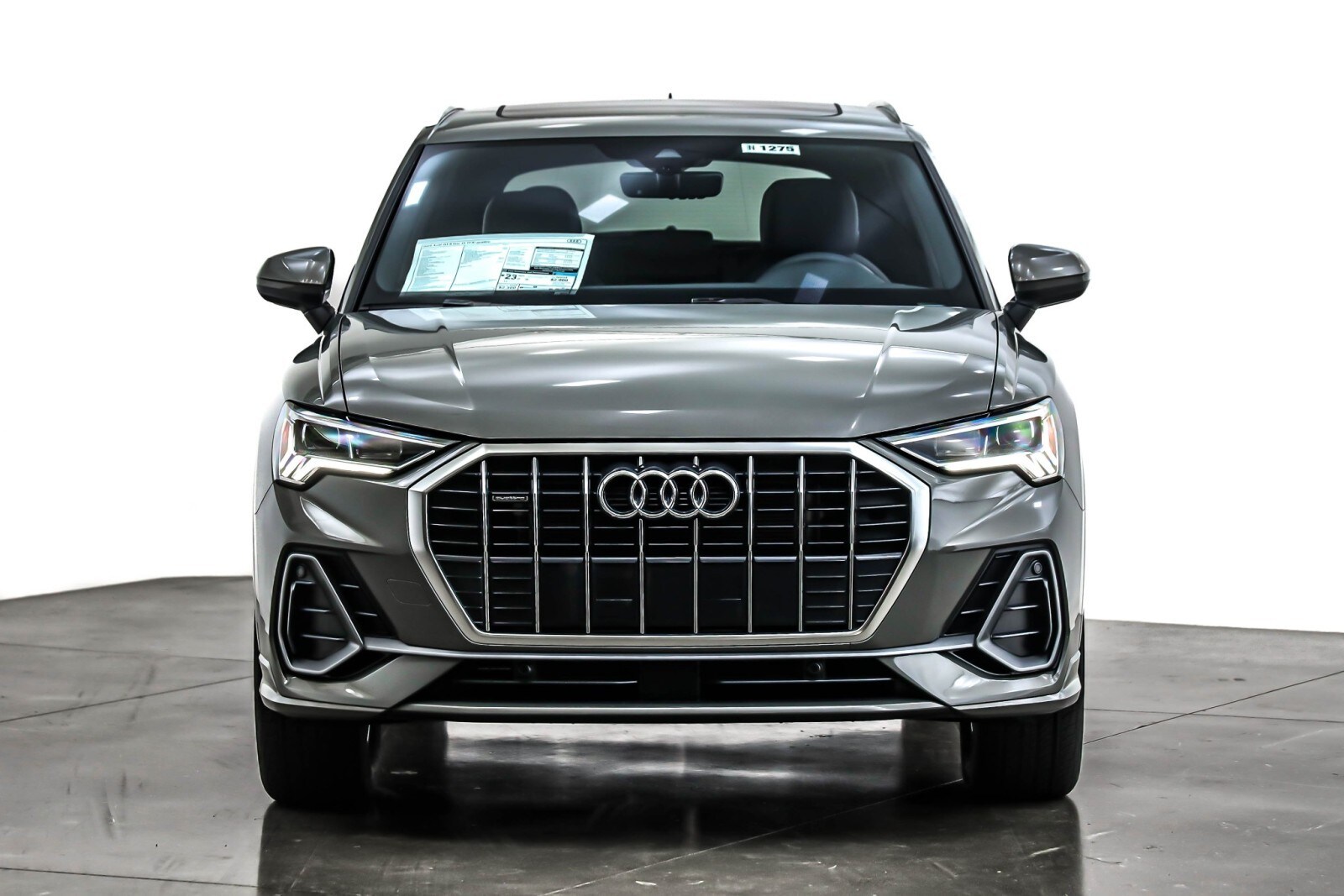 2025 Audi Q3 45 TFSI S line Premium photo 2