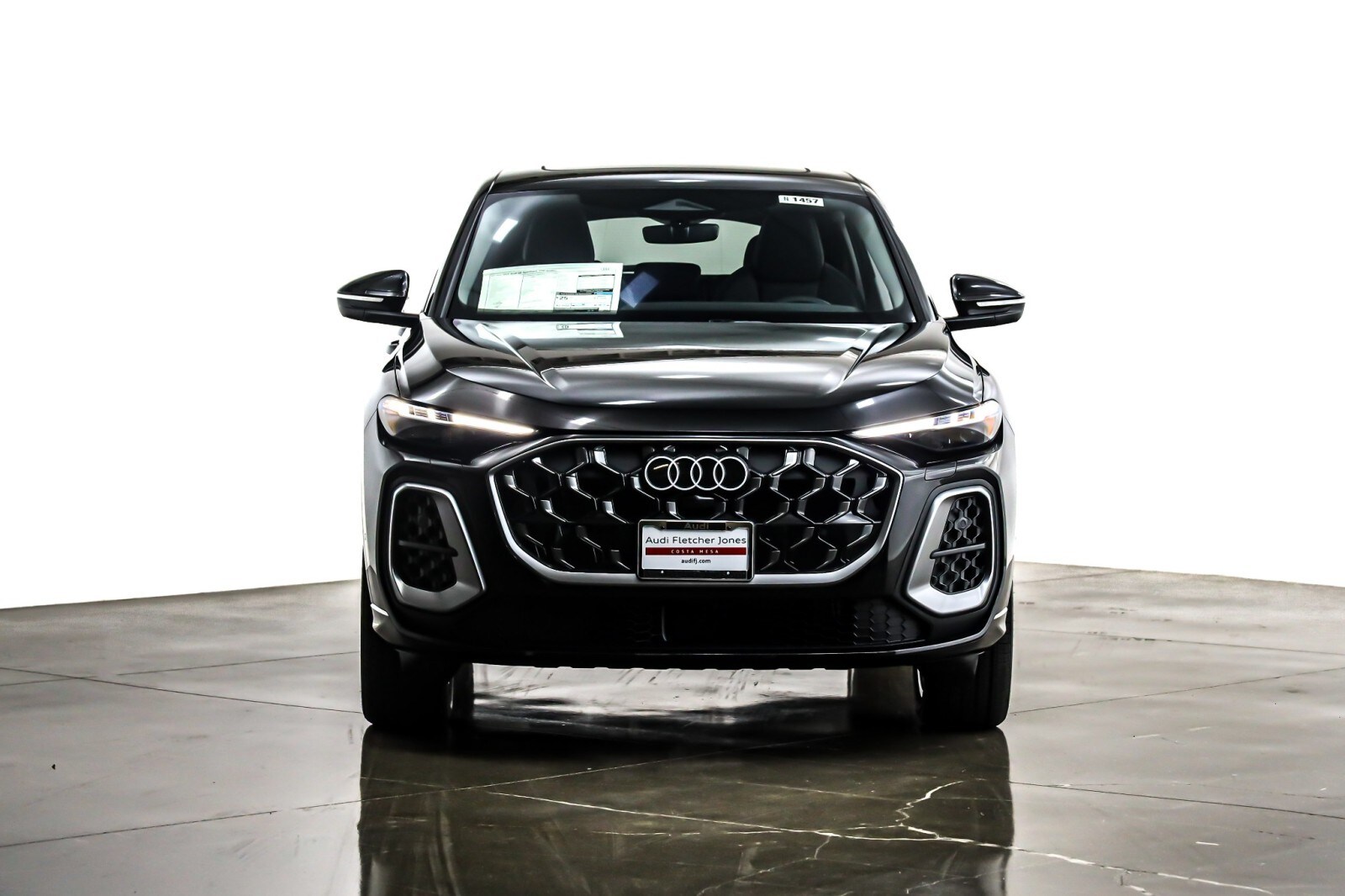 2025 Audi Q5 Premium Plus TFSI photo 2