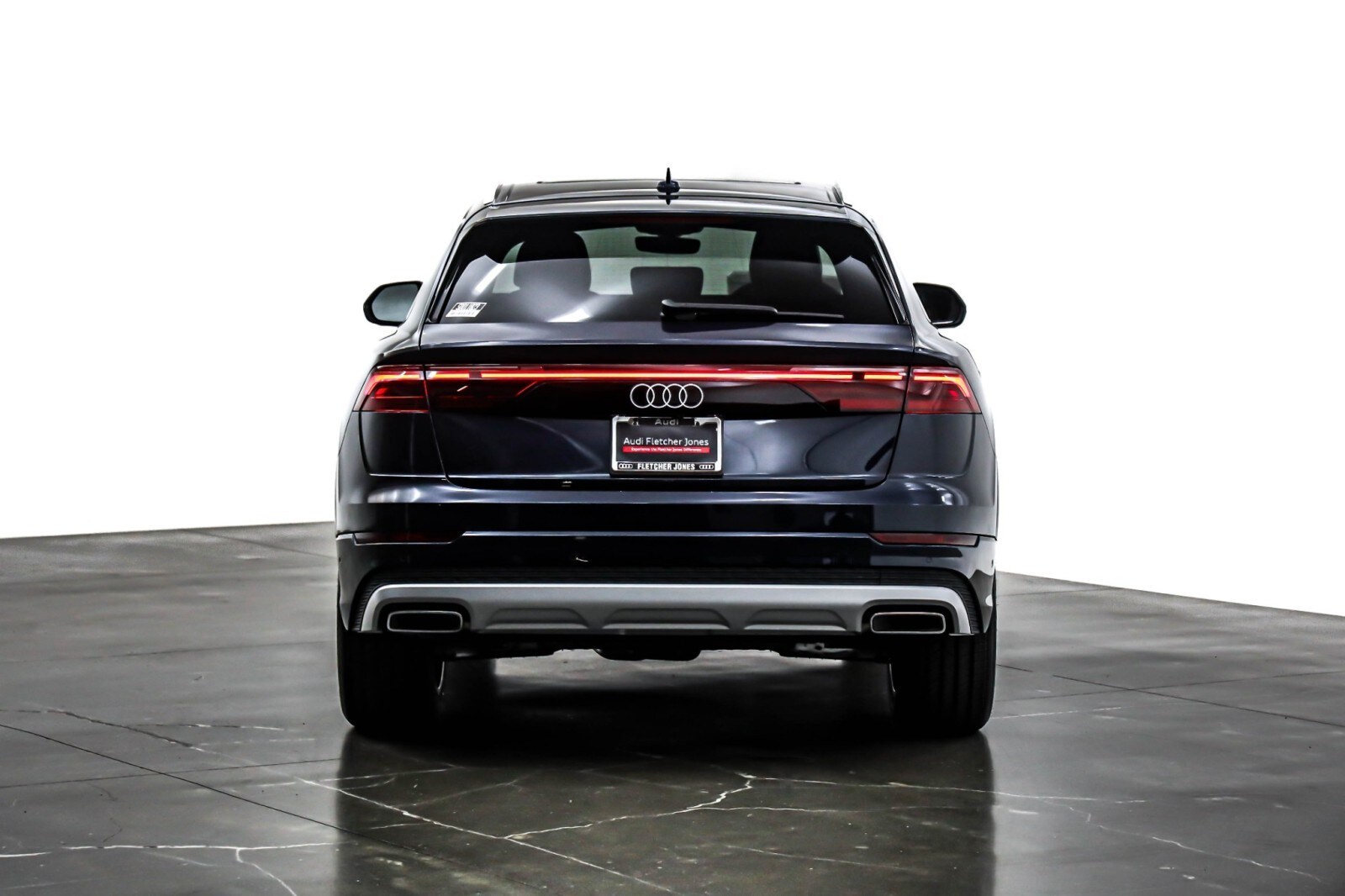 2025 Audi Q8 Premium 55 photo 3
