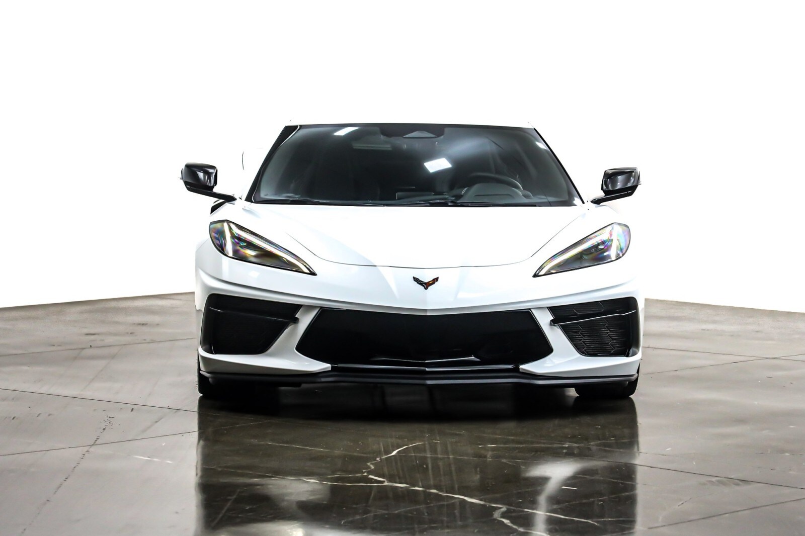 2024 Chevrolet Corvette Stingray 1LT photo 2