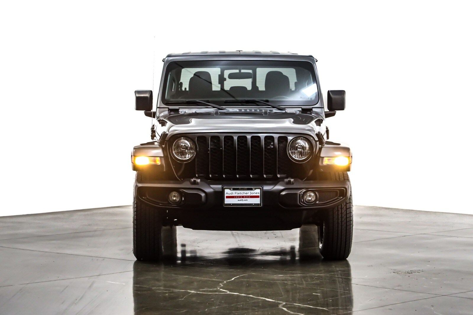 2022 Jeep Gladiator Altitude photo 2