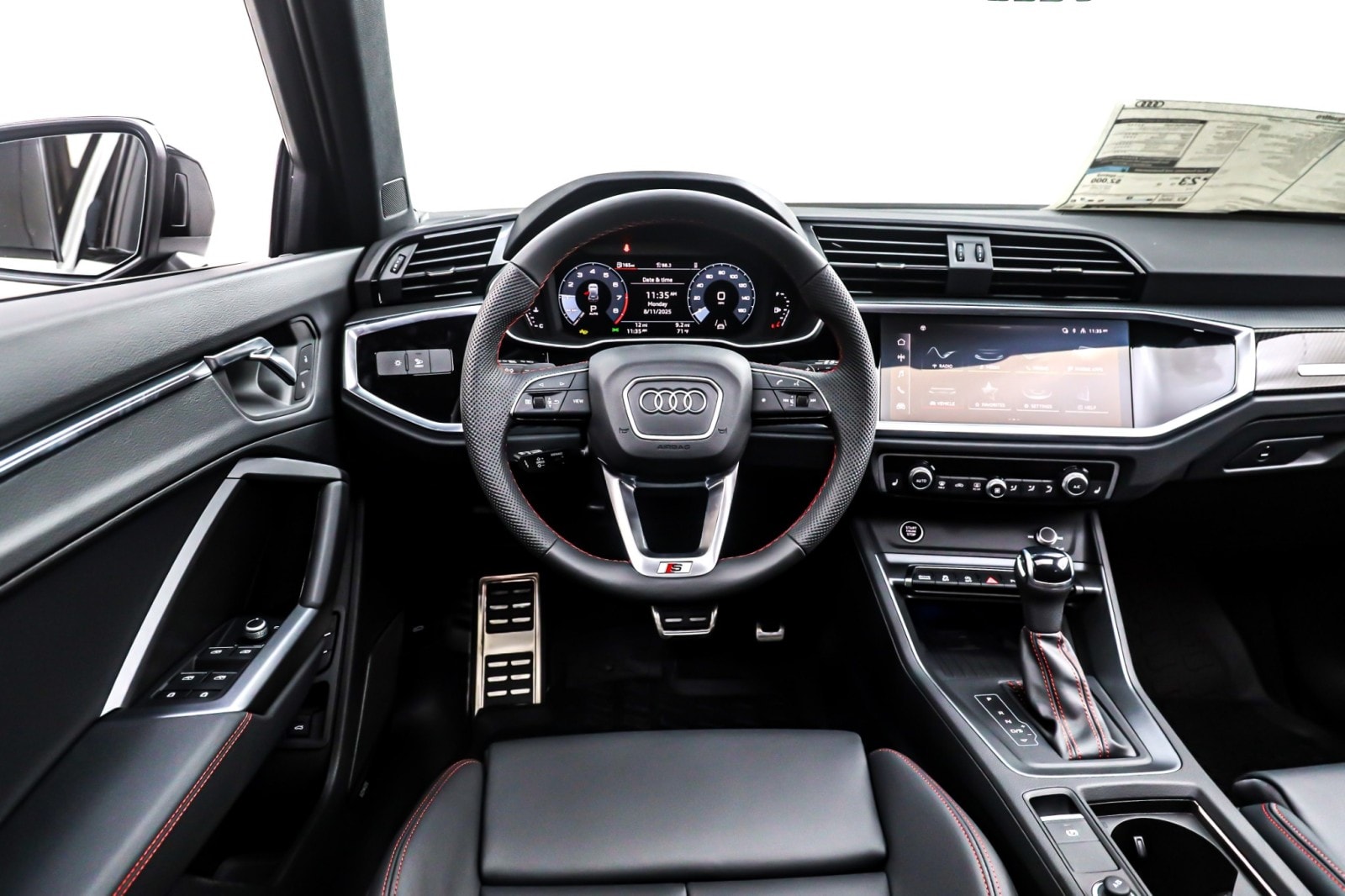 2025 Audi Q3 S line Premium Plus 45 TFSI photo 3