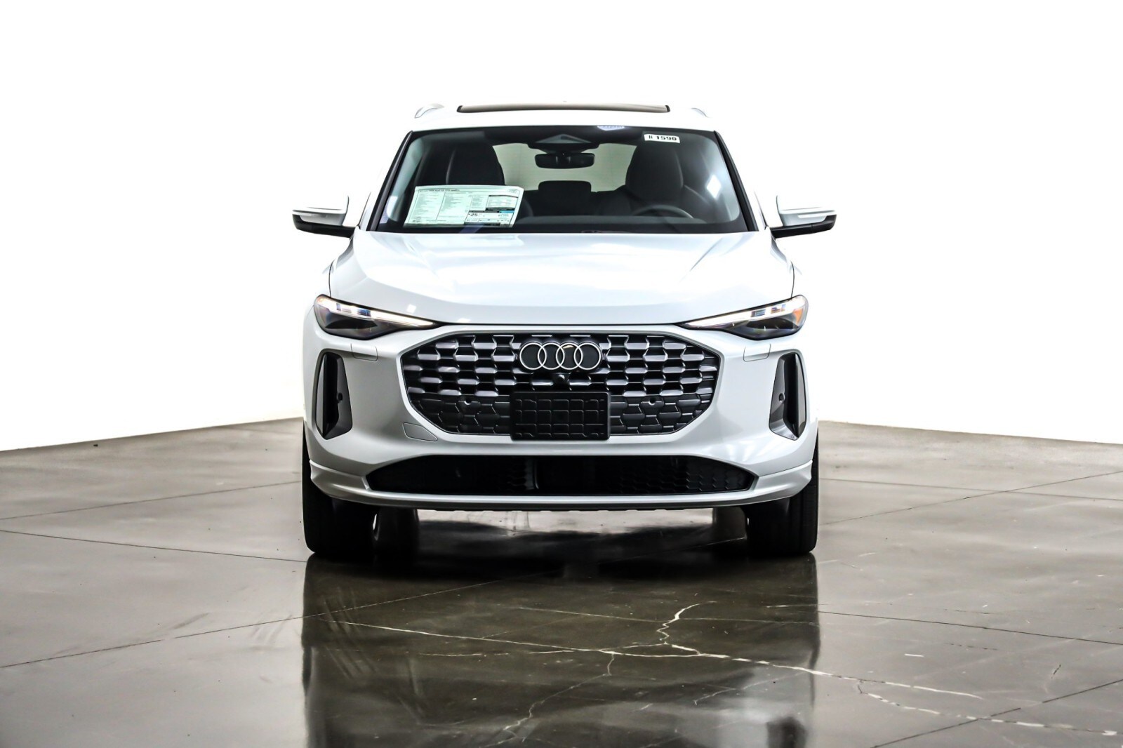 2025 Audi Q5 Premium Plus TFSI photo 2