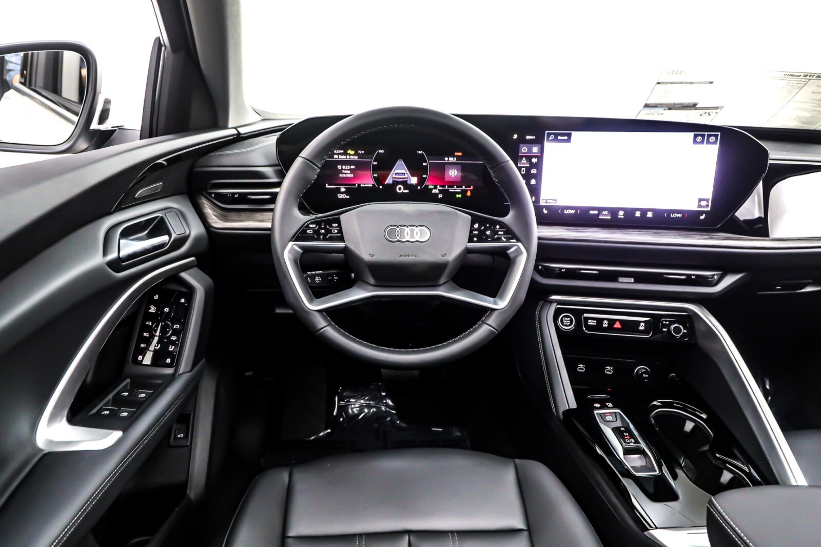 2025 Audi Q5 Premium Plus photo 4