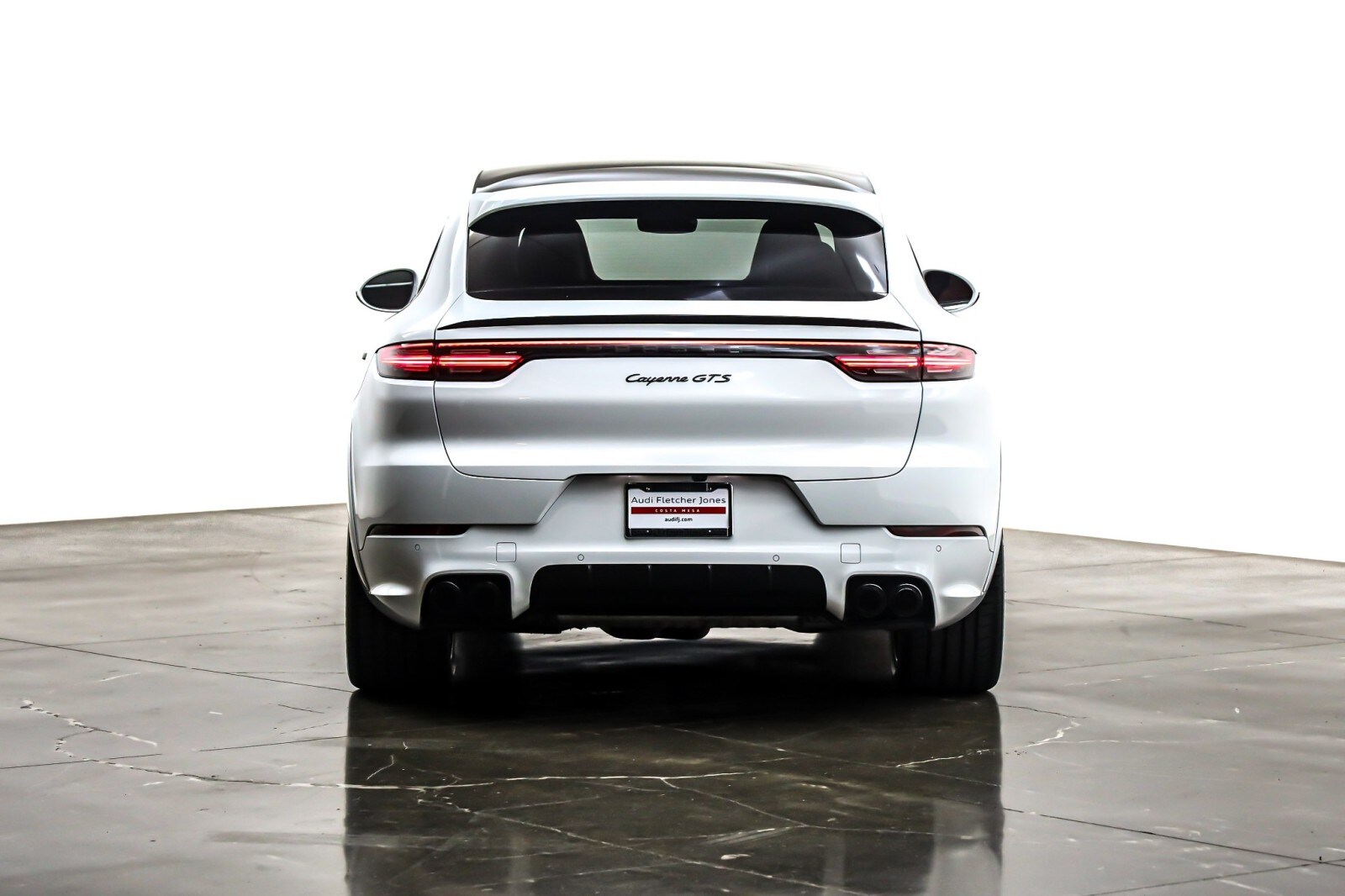 2021 Porsche Cayenne GTS Coupe photo 3
