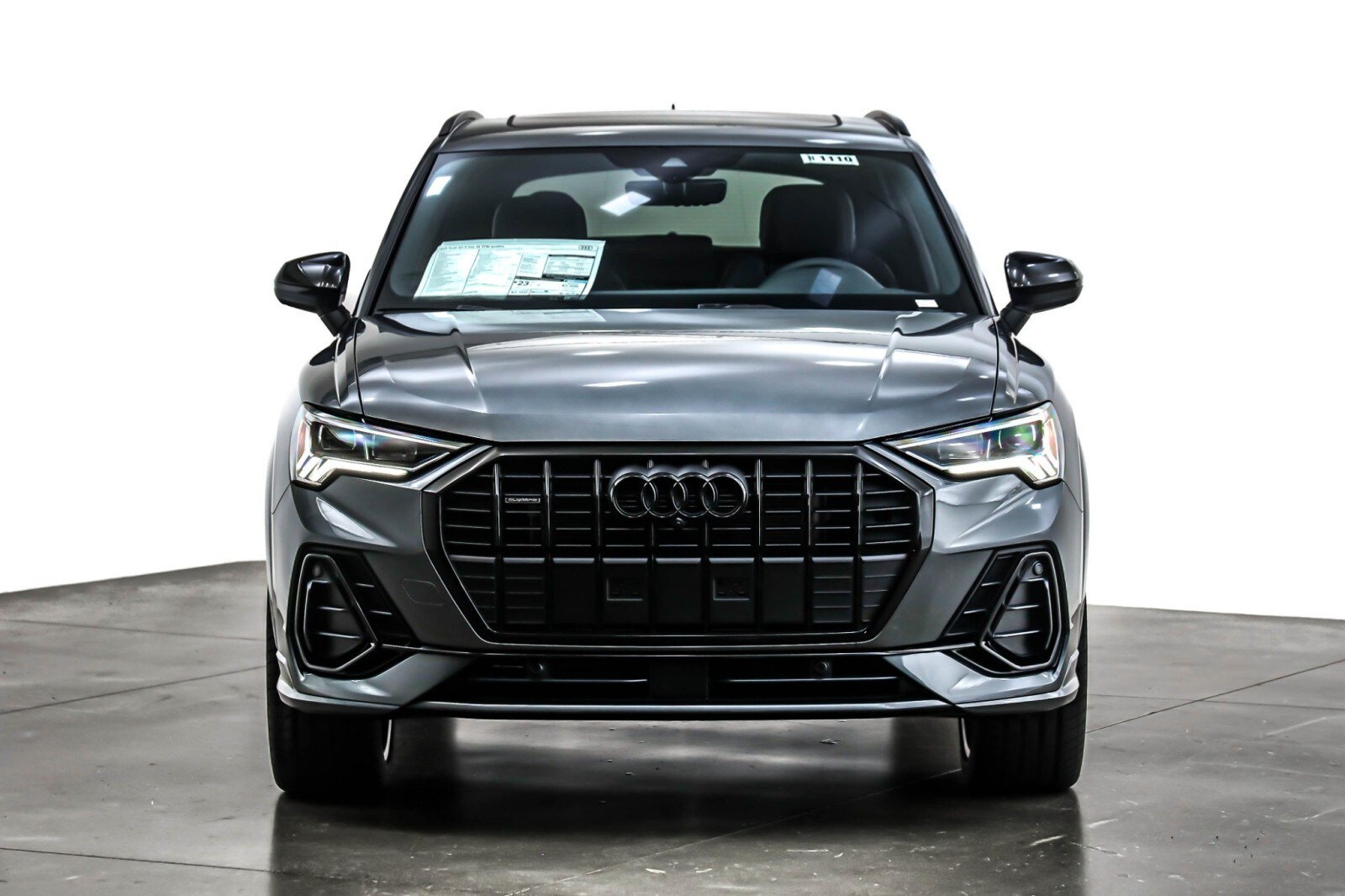 2025 Audi Q3 45 TFSI S line Premium Plus photo 2