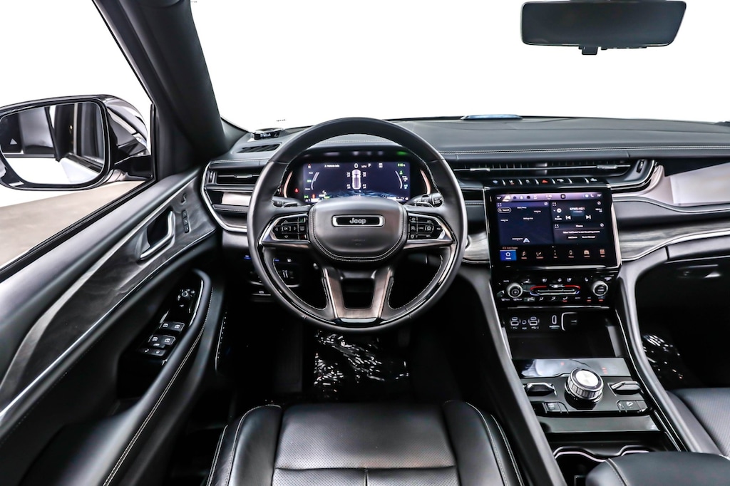 Used 2023 Jeep Grand Cherokee 4xe Overland 4x4 SUV