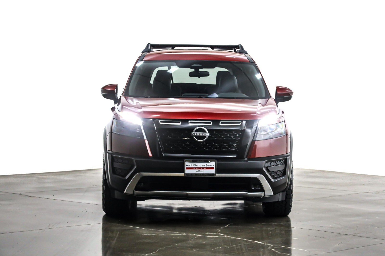 2024 Nissan Pathfinder Rock Creek photo 2