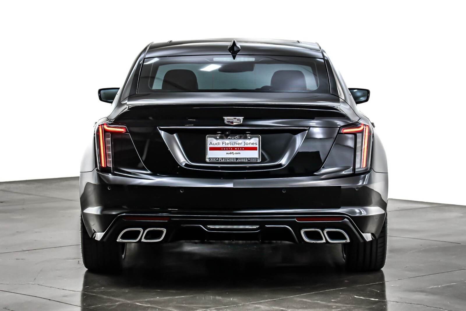 2024 Cadillac CT5 V photo 3