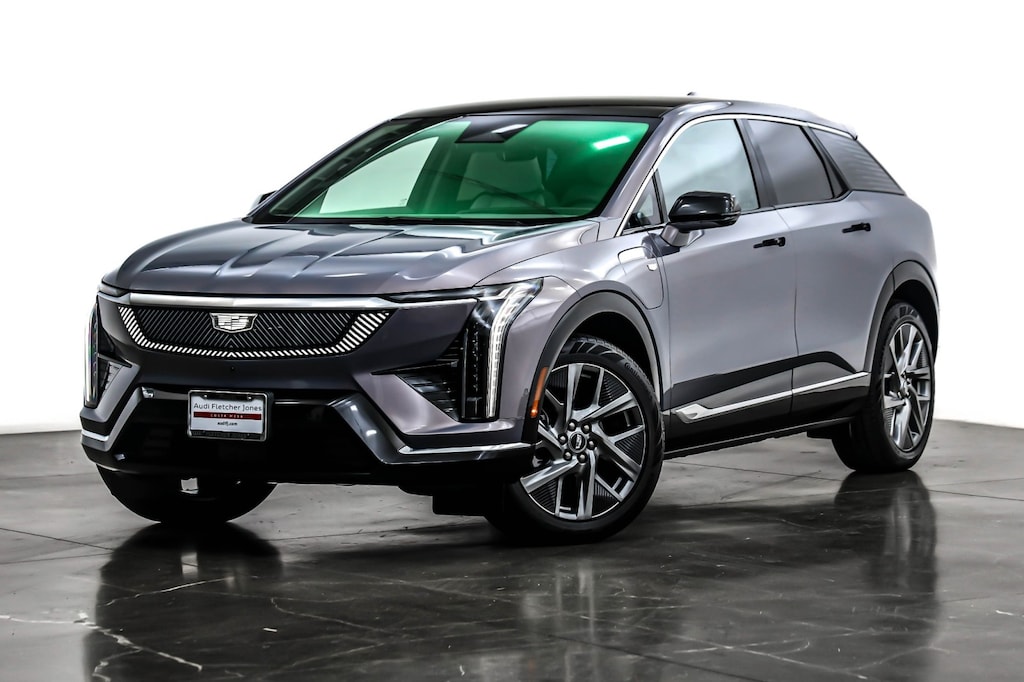 Used 2025 Cadillac OPTIQ AWD 4dr Luxury w/1SC SUV