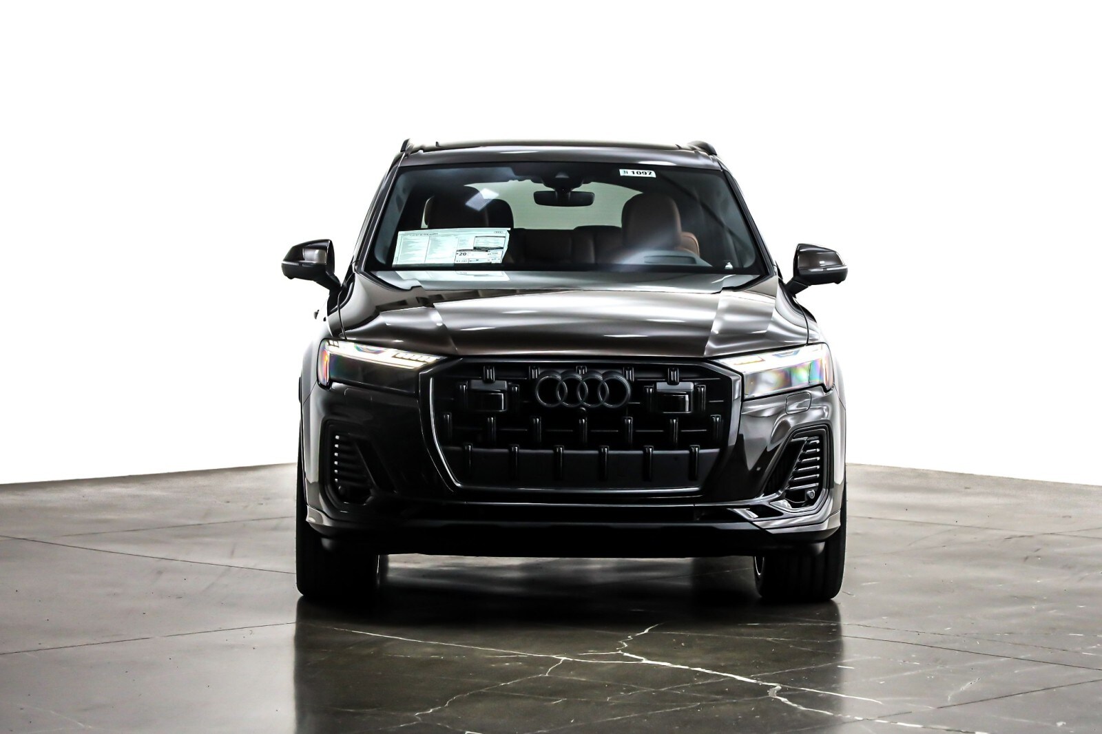 2025 Audi Q7 Prestige photo 2