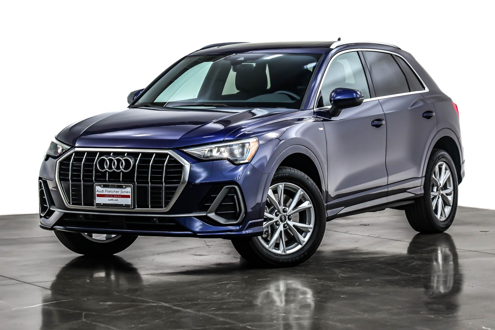 2022 Audi Q3