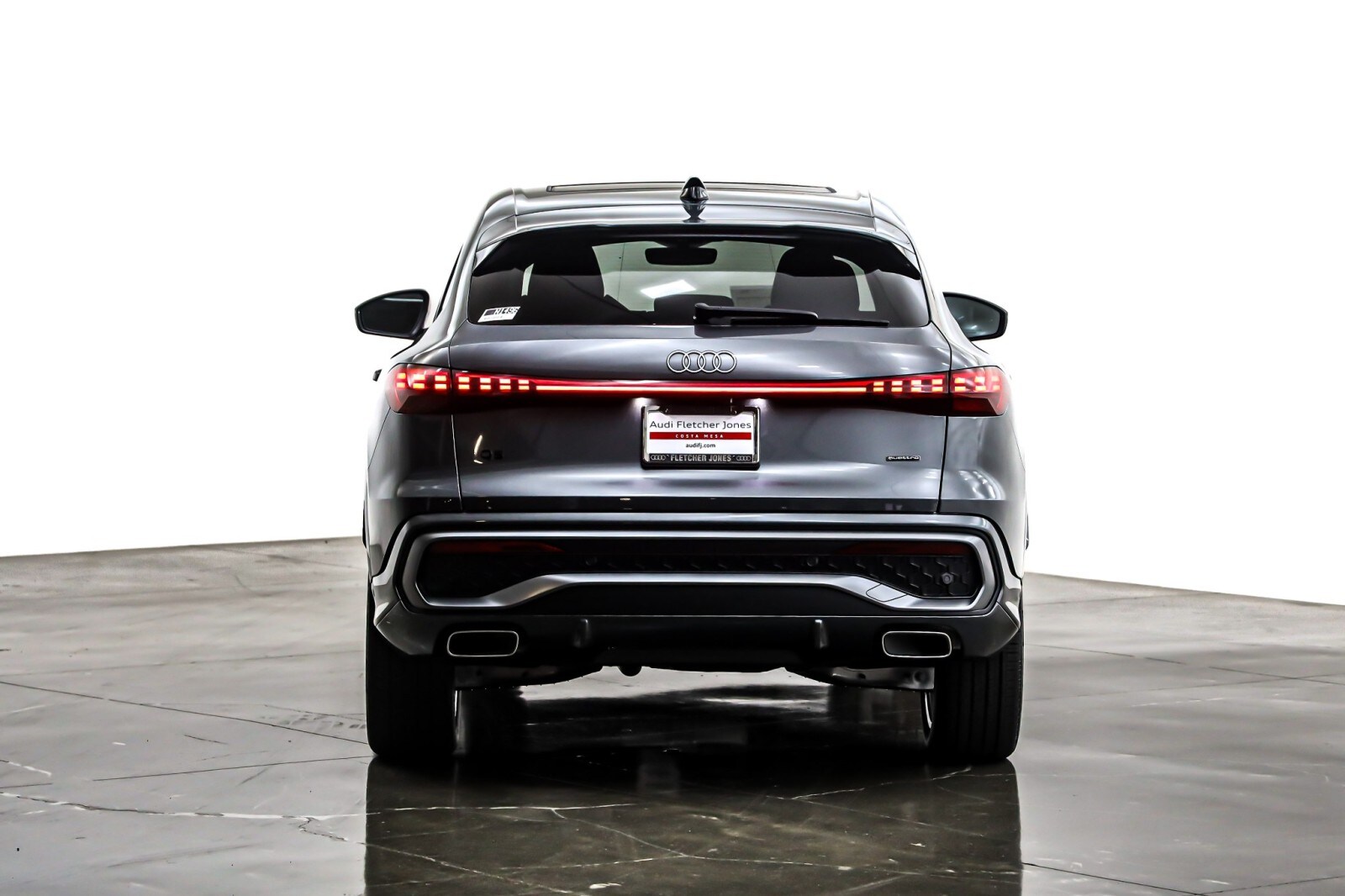 2025 Audi Q5 Premium Plus TFSI photo 2