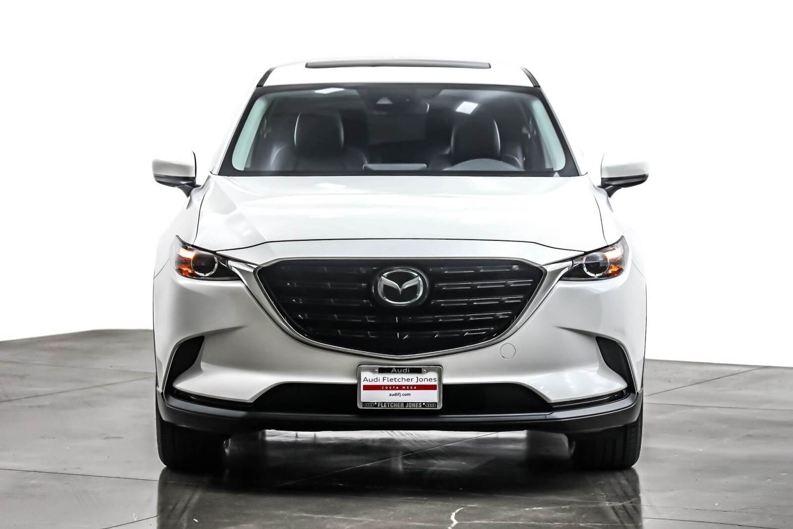 2023 Mazda CX-9 Touring photo 2