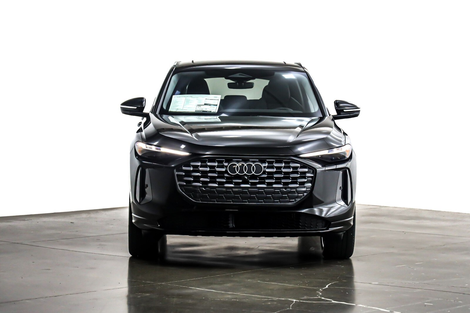 2025 Audi Q5 Premium Plus photo 2