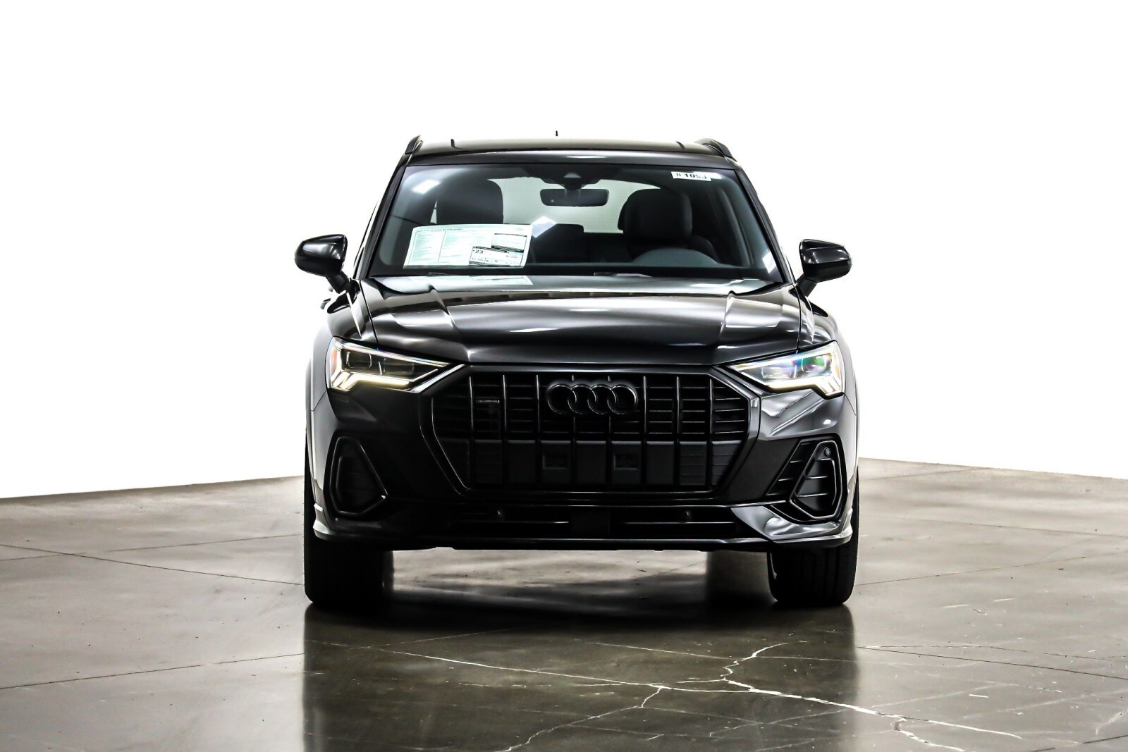 2025 Audi Q3 45 TFSI S line Premium photo 2