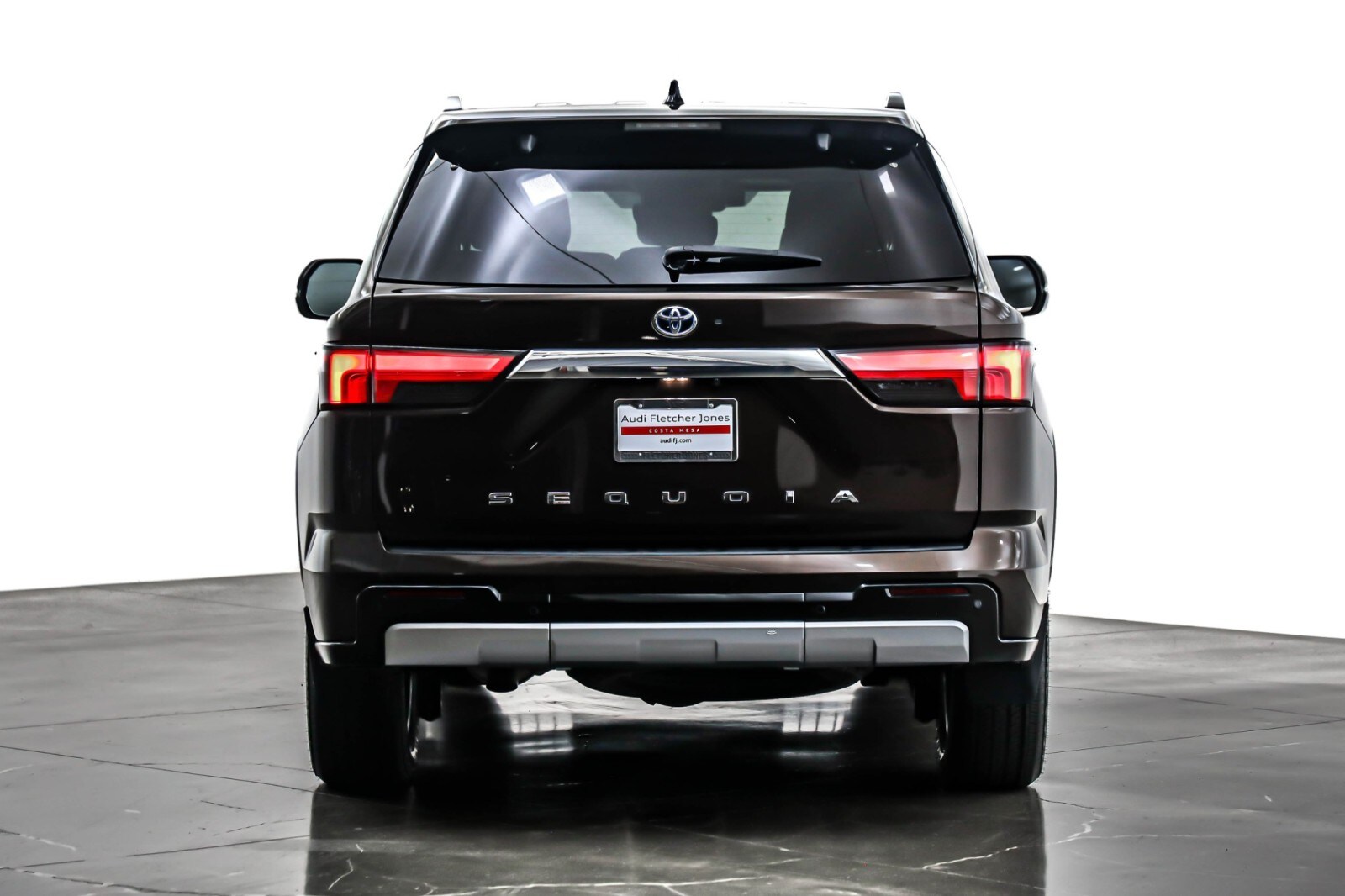 2023 Toyota Sequoia Limited photo 3