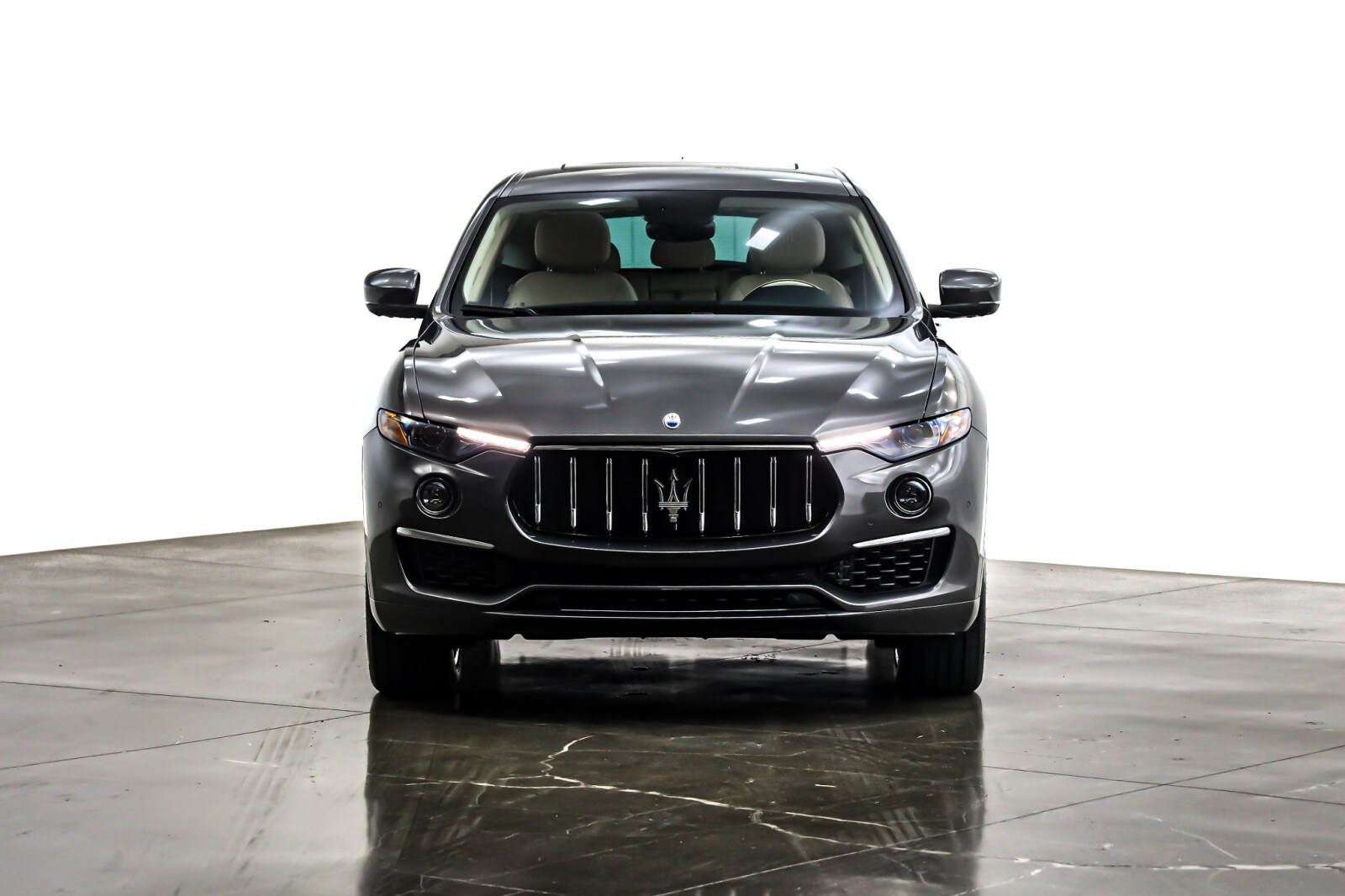 2022 Maserati Levante GT photo 2