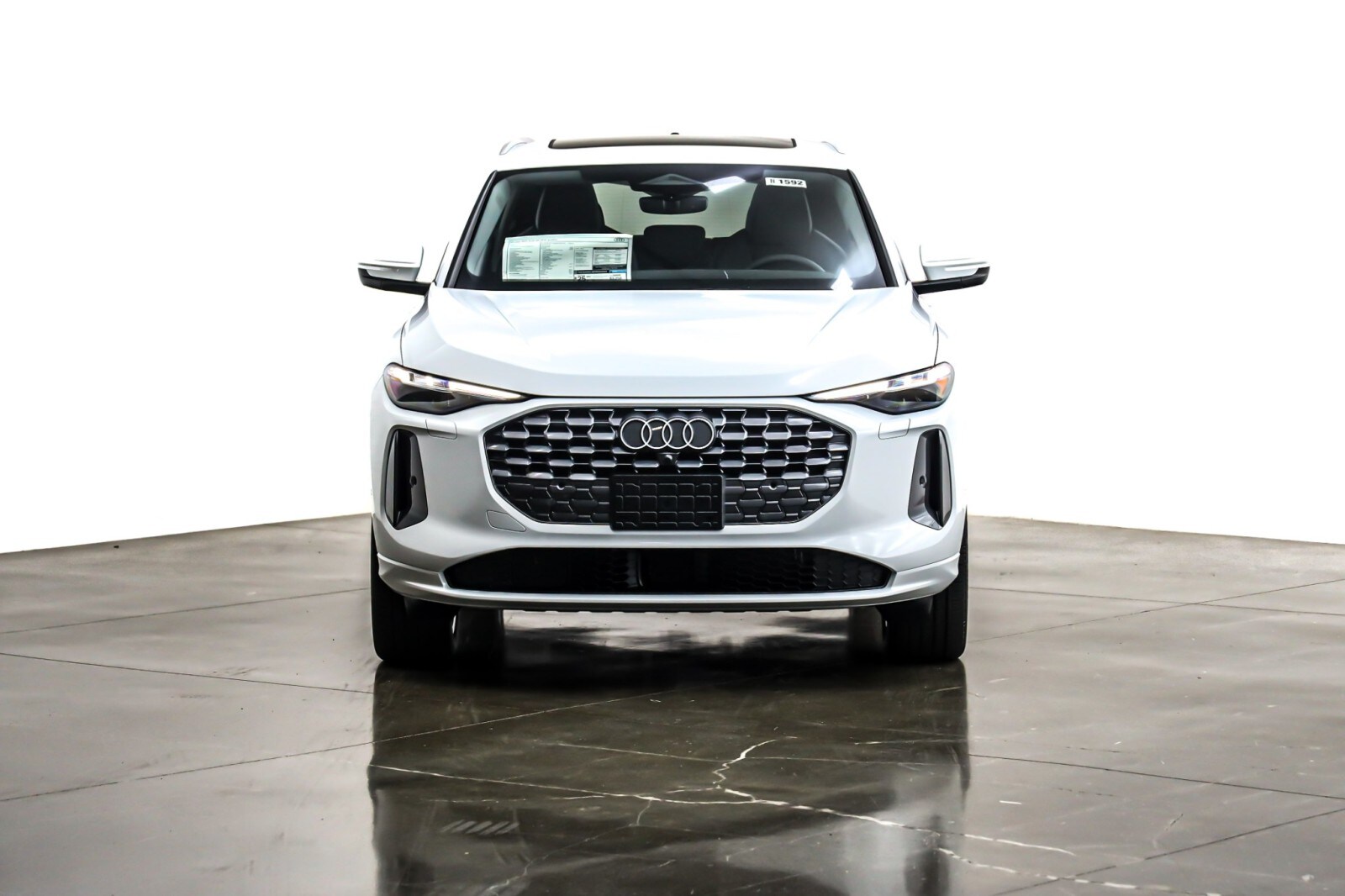 2025 Audi Q5 Premium Plus TFSI photo 2