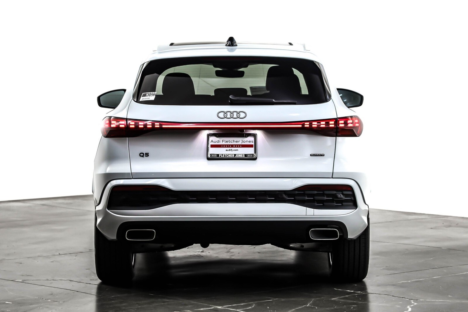 2025 Audi Q5 Premium TFSI photo 3