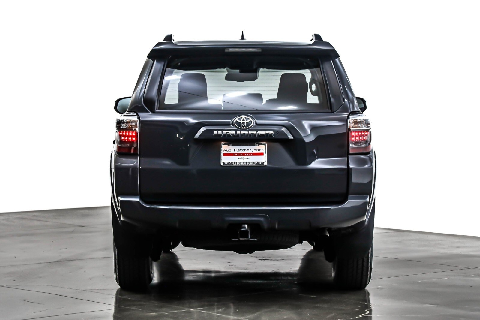 2024 Toyota 4Runner SR5 4WD photo 3