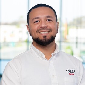 Staff member Naeil Droubi from 84ff12d2e137