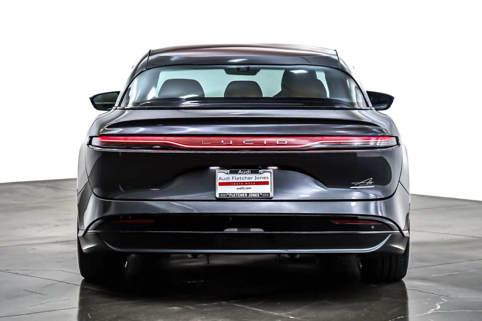 2023 Lucid Air Touring photo 3