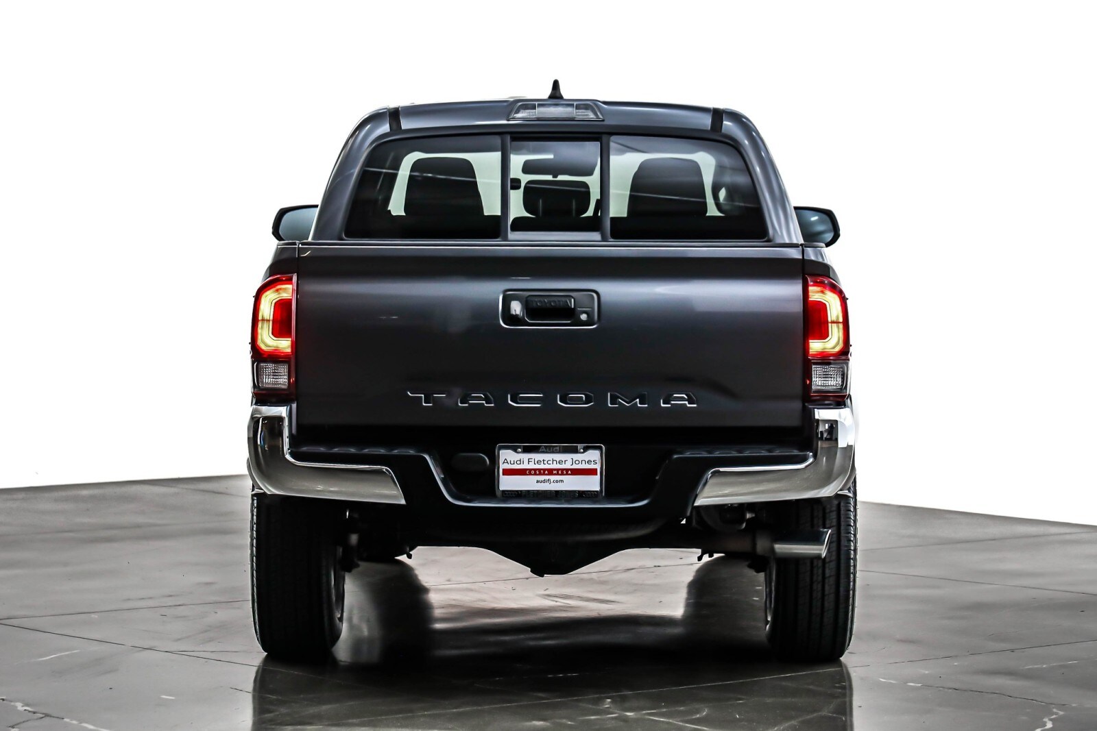 2021 Toyota Tacoma SR5 photo 3