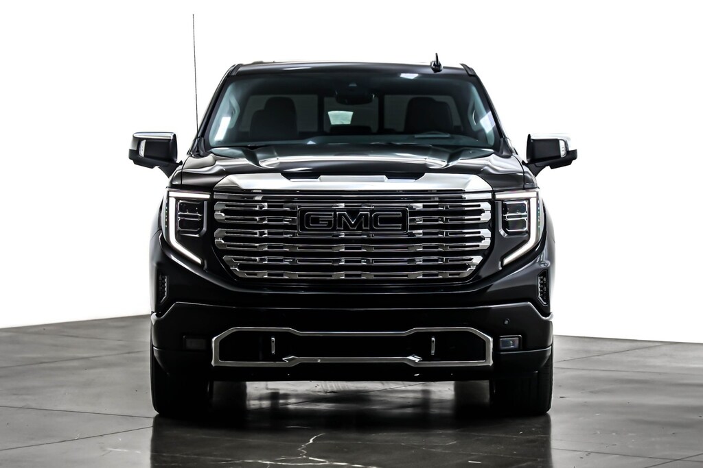 Used 2023 GMC Sierra 1500 4WD Crew Cab 147 Denali Truck Crew Cab