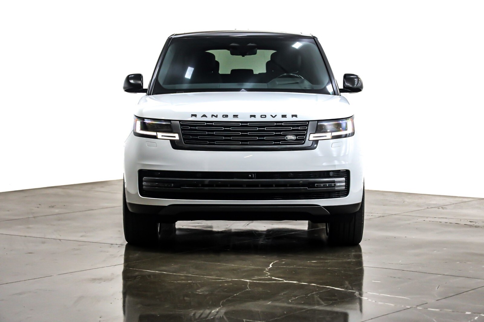2025 Land Rover Range Rover Autobiography photo 2