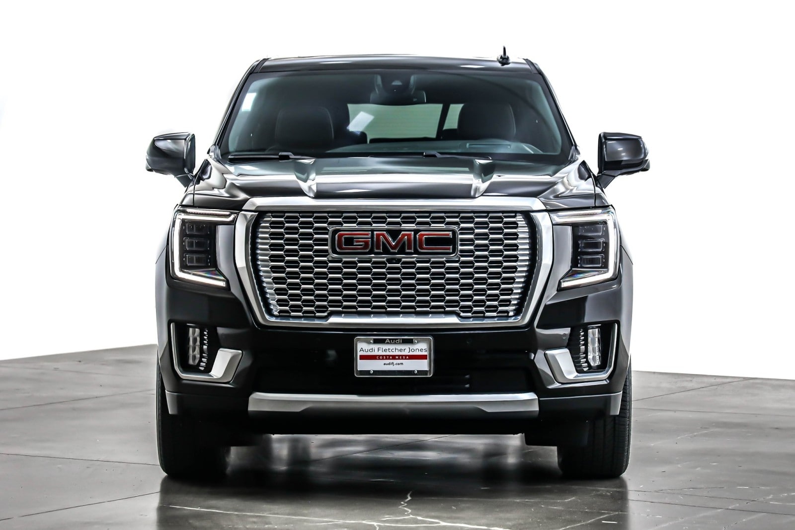 Used 2023 GMC Yukon XL Denali with VIN 1GKS2JKL6PR174679 for sale in Costa Mesa, CA